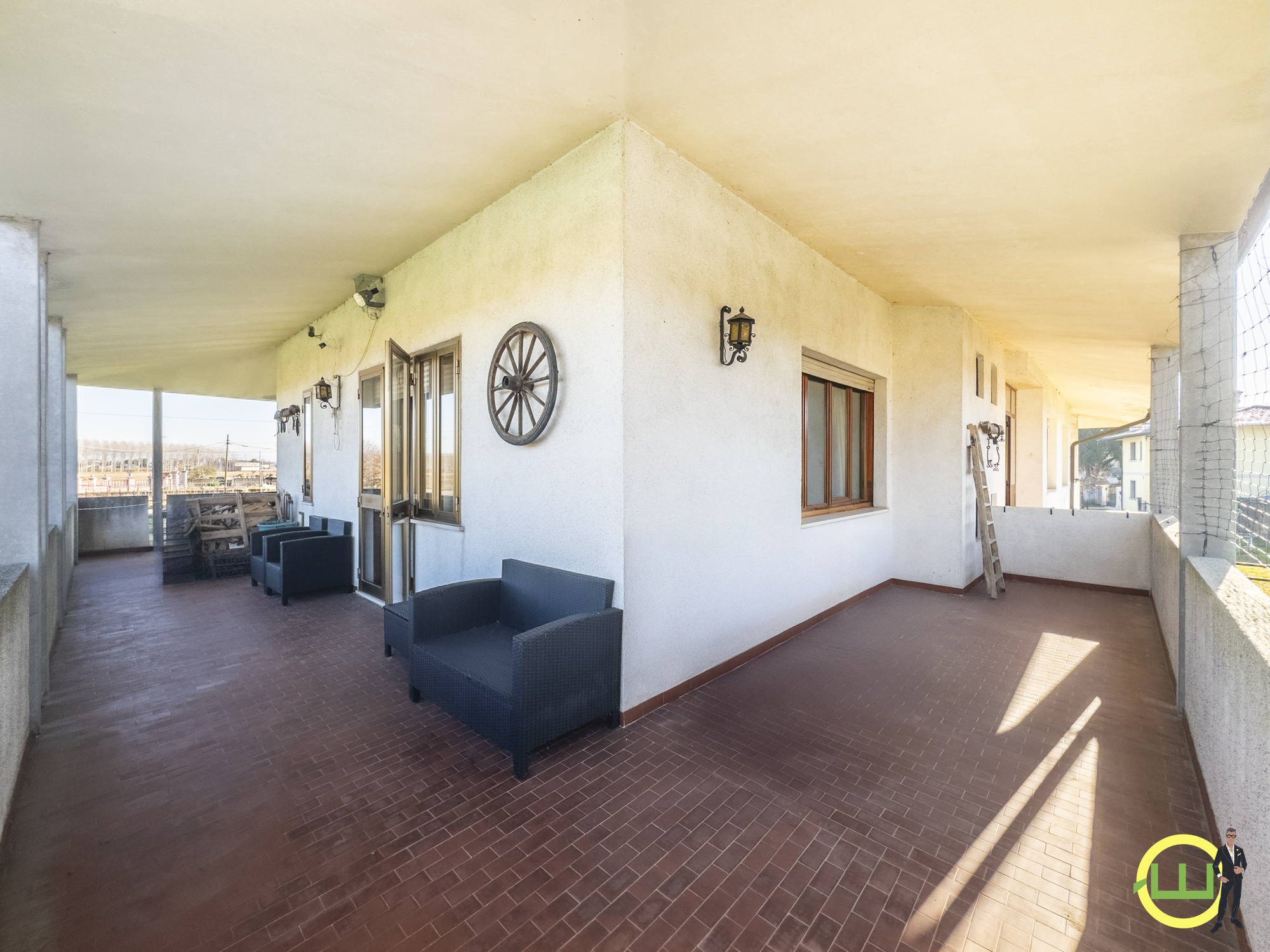 Media numero 21 di LUMINOSA VILLA CON GIARDINO A TEOR