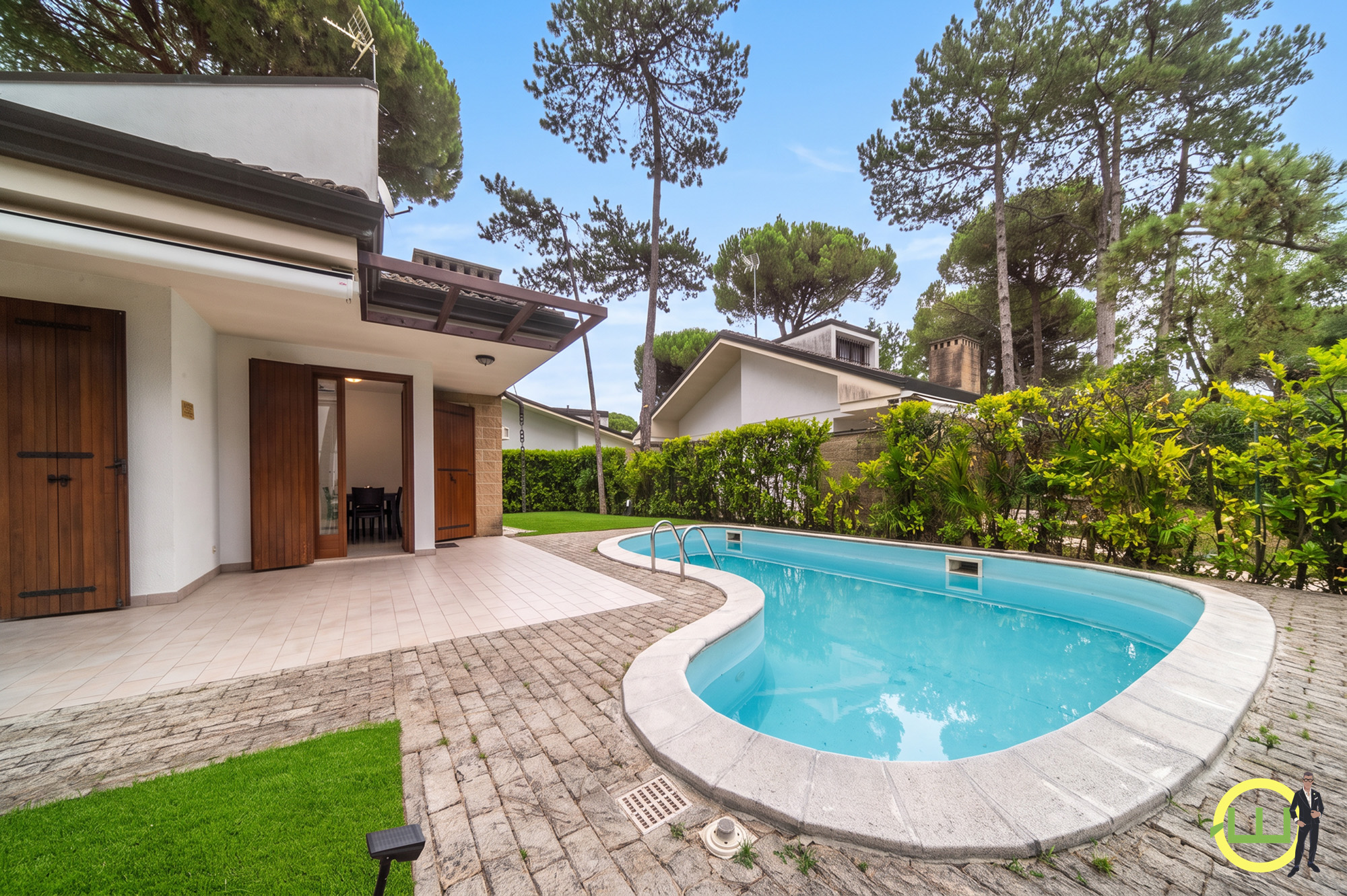 Media numero 30 di VILLA CON PISCINA LIGNANO PINETA