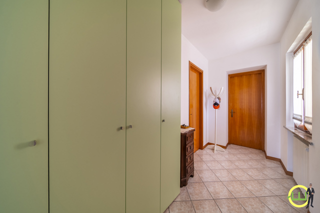 Media numero 2 di VILLA COMPOSTA DA DUE APPARTAMENTI E DUE GARAGE CON GIARDINO A SAN MARTINO AL TAGLIAMENTO