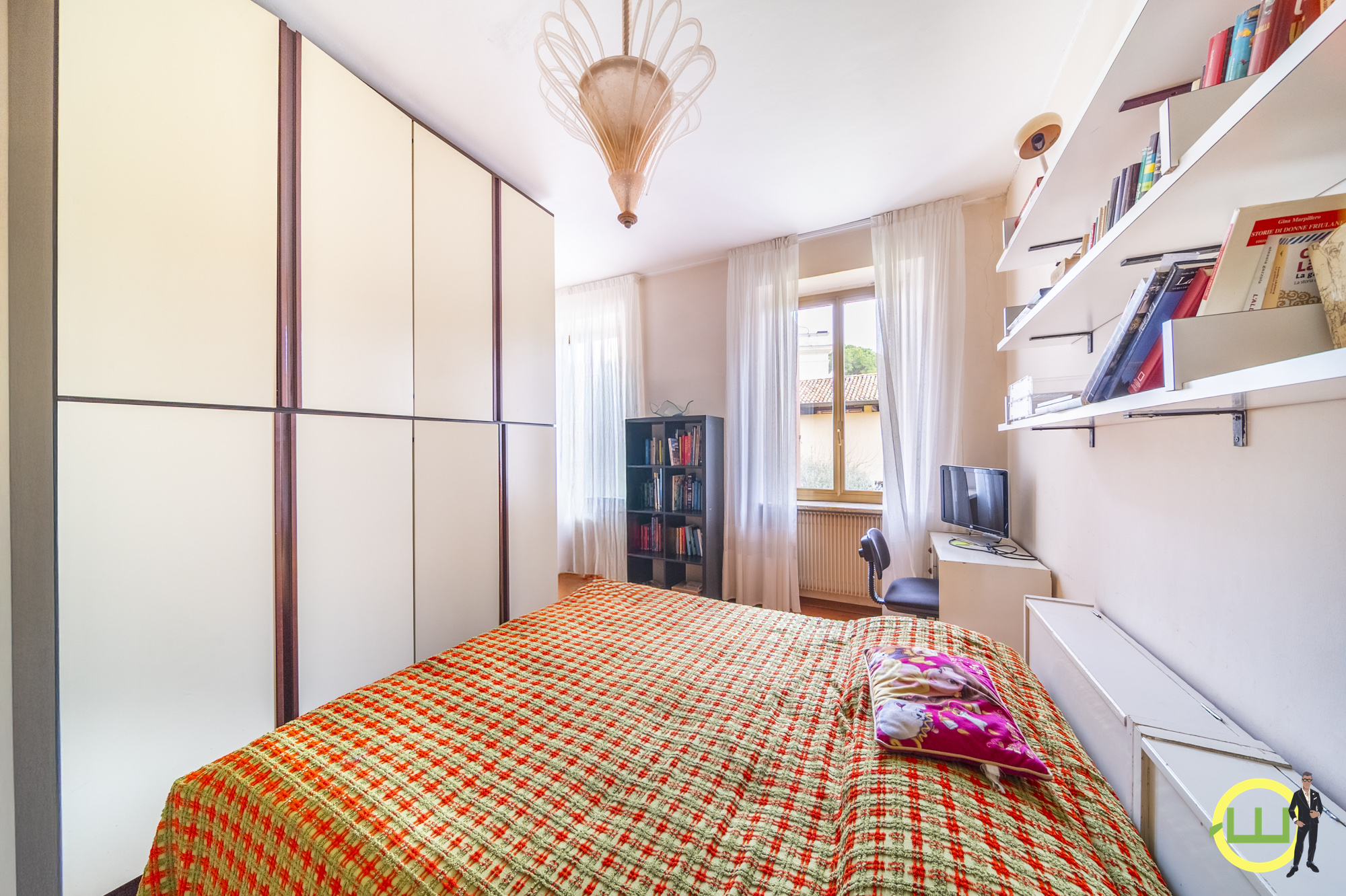 Media numero 23 di APPARTAMENTI IN PRESTIGIOSA VILLA ZONA CENTRALISSIMA