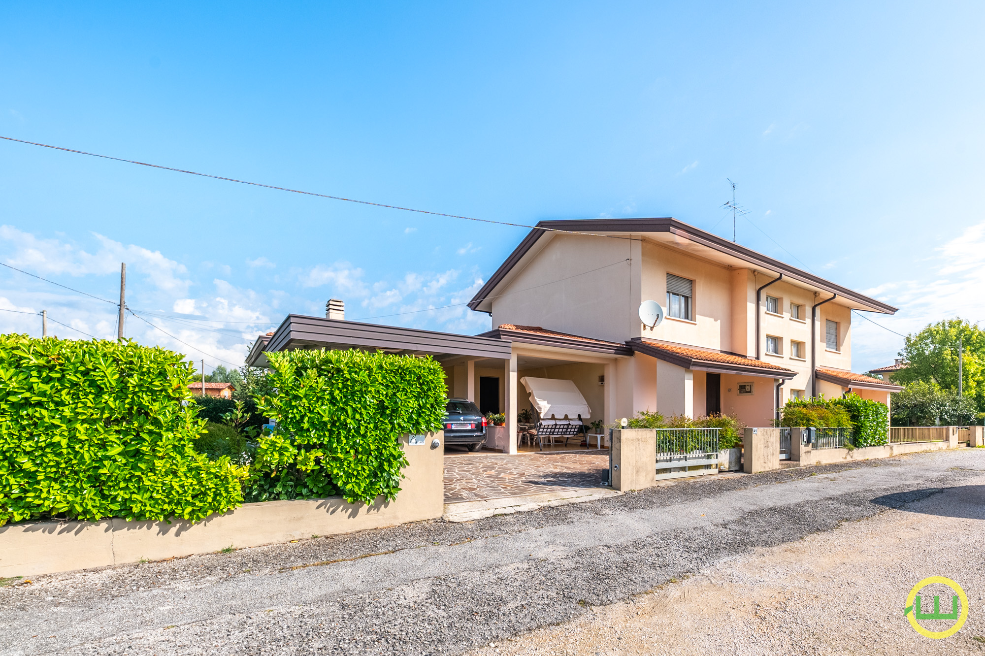 Media numero 29 di GRAZIOSA E TRANQUILLA BIFAMILIARE CON GIARDINO A CORVA DI AZZANO DECIMO 