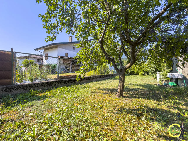 Media numero 22 di CAVAZZO CARNICO – UNA CASA DA VIVERE, DENTRO E FUORI