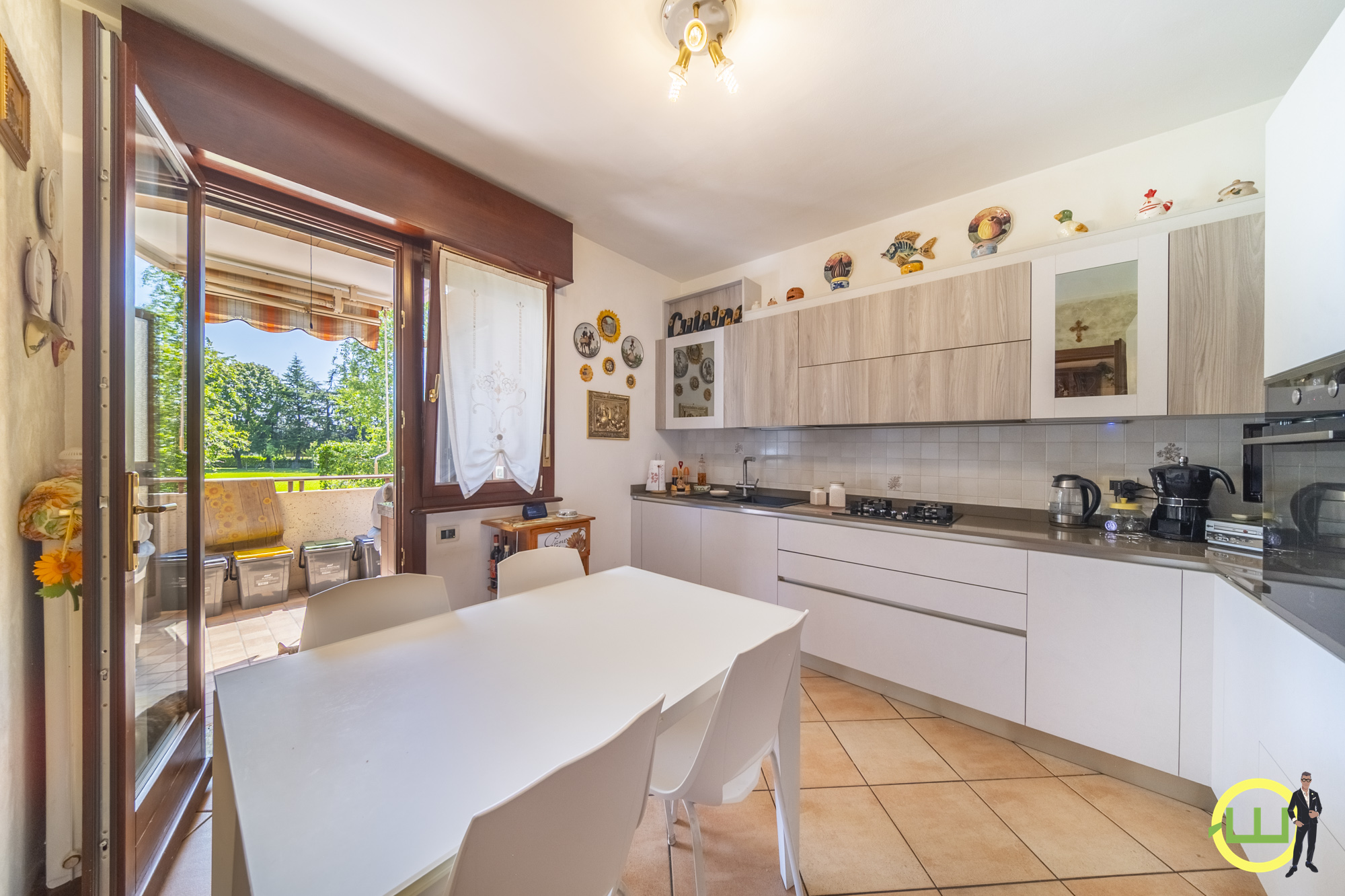 Media numero 12 di BICAMERE BISERVIZI TERRAZZATISSIMO CENTRO STUDI UD