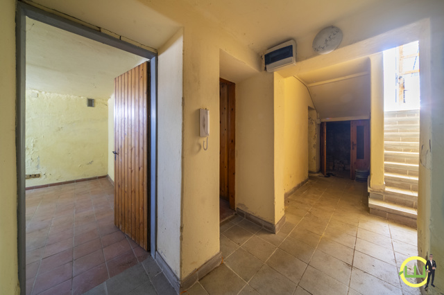 Media numero 29 di VILLA D'EPOCA CON 2 GENEROSI APPARTAMENTI E PARCO IN CENTRO A GORIZIA