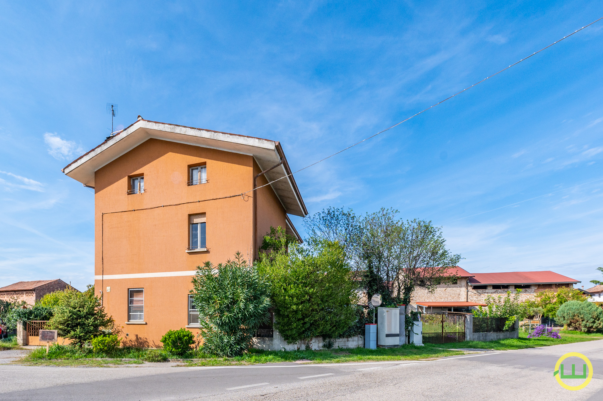 Media numero 3 di LUMINOSA CASA INDIPENDENTE  A LESTIZZA