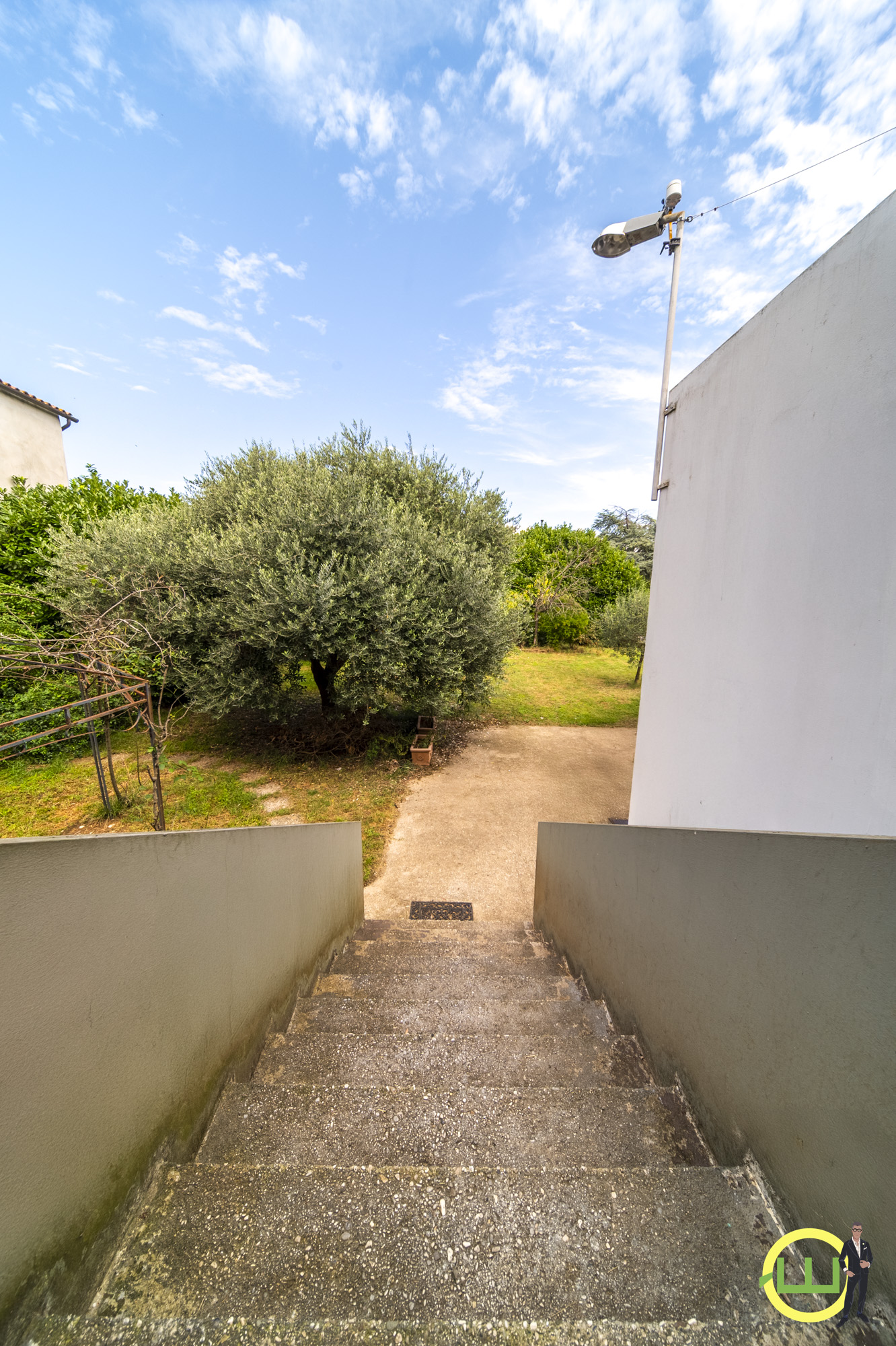 Media numero 16 di CASA INDIPENDENTE CON APPARTAMENTO RISTRUTTURATO E GIARDINO A NESPOLEDO