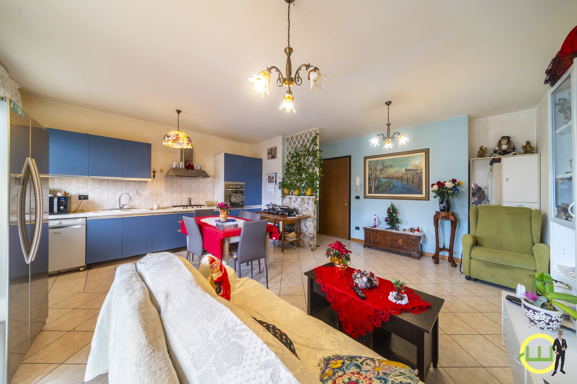 Immagine di LUMINOSO APPARTAMENTO CON GARAGE A CODROIPO