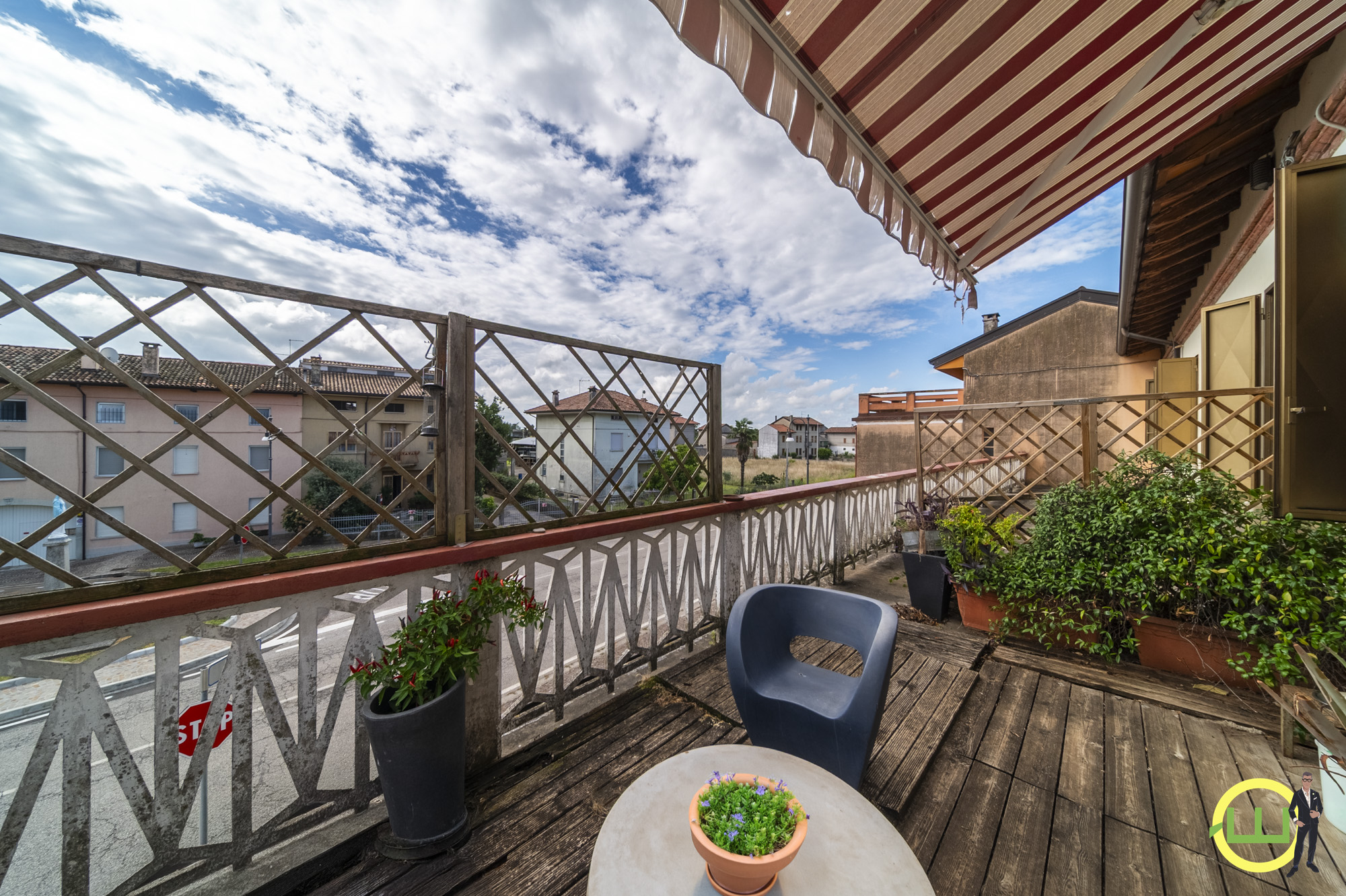 Media numero 12 di CASA INDIPENDENTE CON APPARTAMENTO RISTRUTTURATO E GIARDINO A NESPOLEDO
