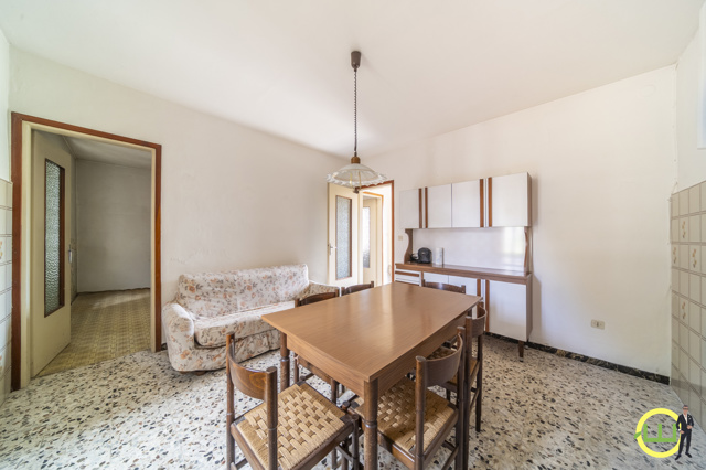 Media numero 8 di CASA INDIPENDENTE CON AMPIO GIARDINO A BERTIOLO