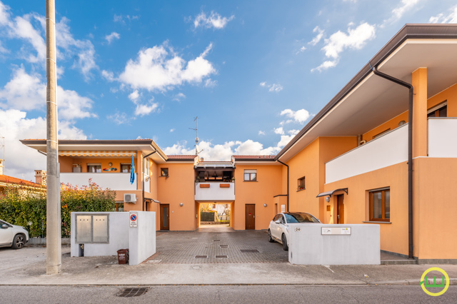 Media numero 1 di RIVIGNANO RECENTE APPARTAMENTO CON GIARDINO PRIVATO