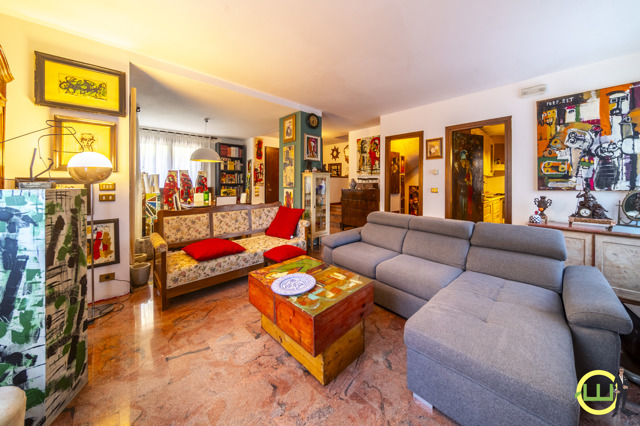 Media numero 9 di VILLA INDIPENDENTE ZUGLIANO 
