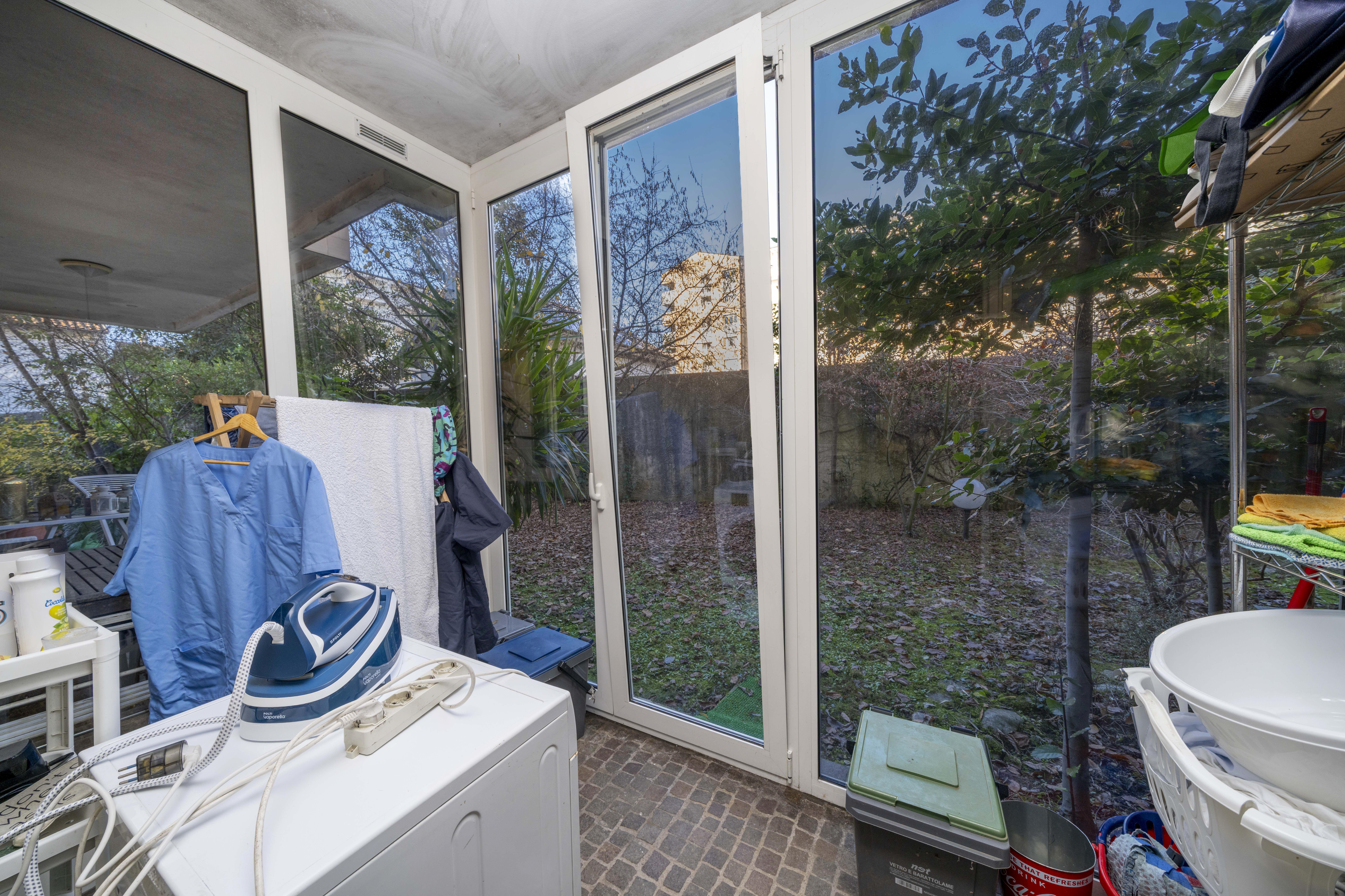 Media numero 6 di Parco Moretti Bicamere con Giardino e Garage