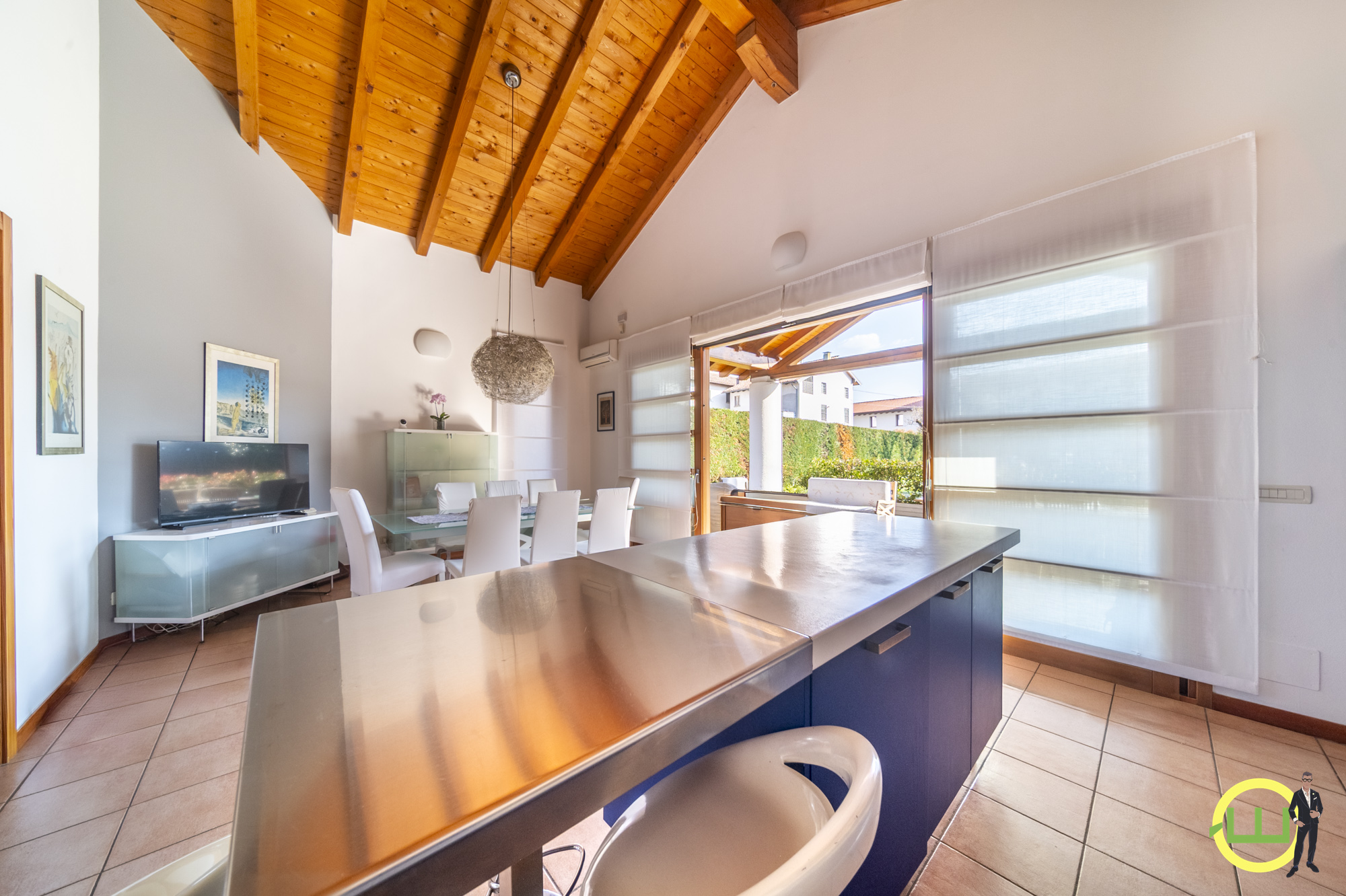 Media numero 15 di VILLA BACIATA DAL SOLE ( 2 KM DA UDINE) 