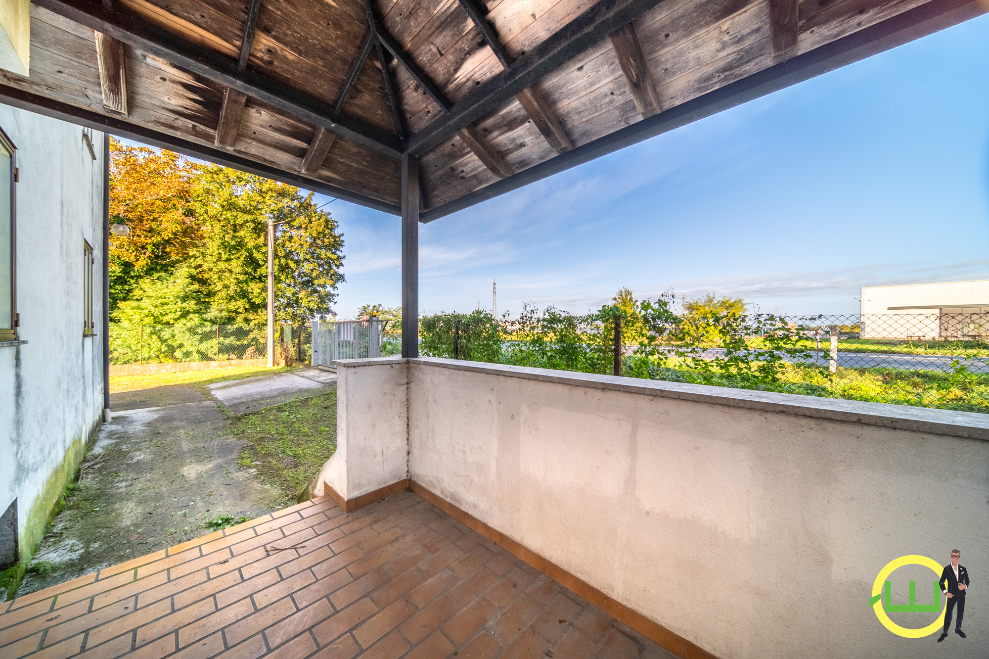 Media numero 43 di LUMINOSA CASA INDIPENDENTE CON DEPOSITO E AMPIO GIARDINO A SAN VITO AL TAGLIAMENTO