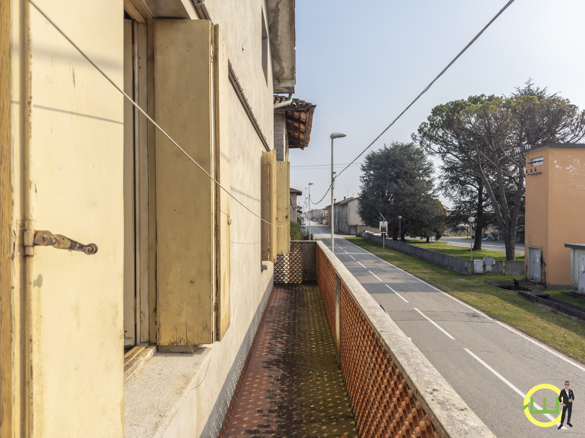 Media numero 24 di  TIPICA CASA INDIPENDENTE ANNI 60 A BERTIOLO