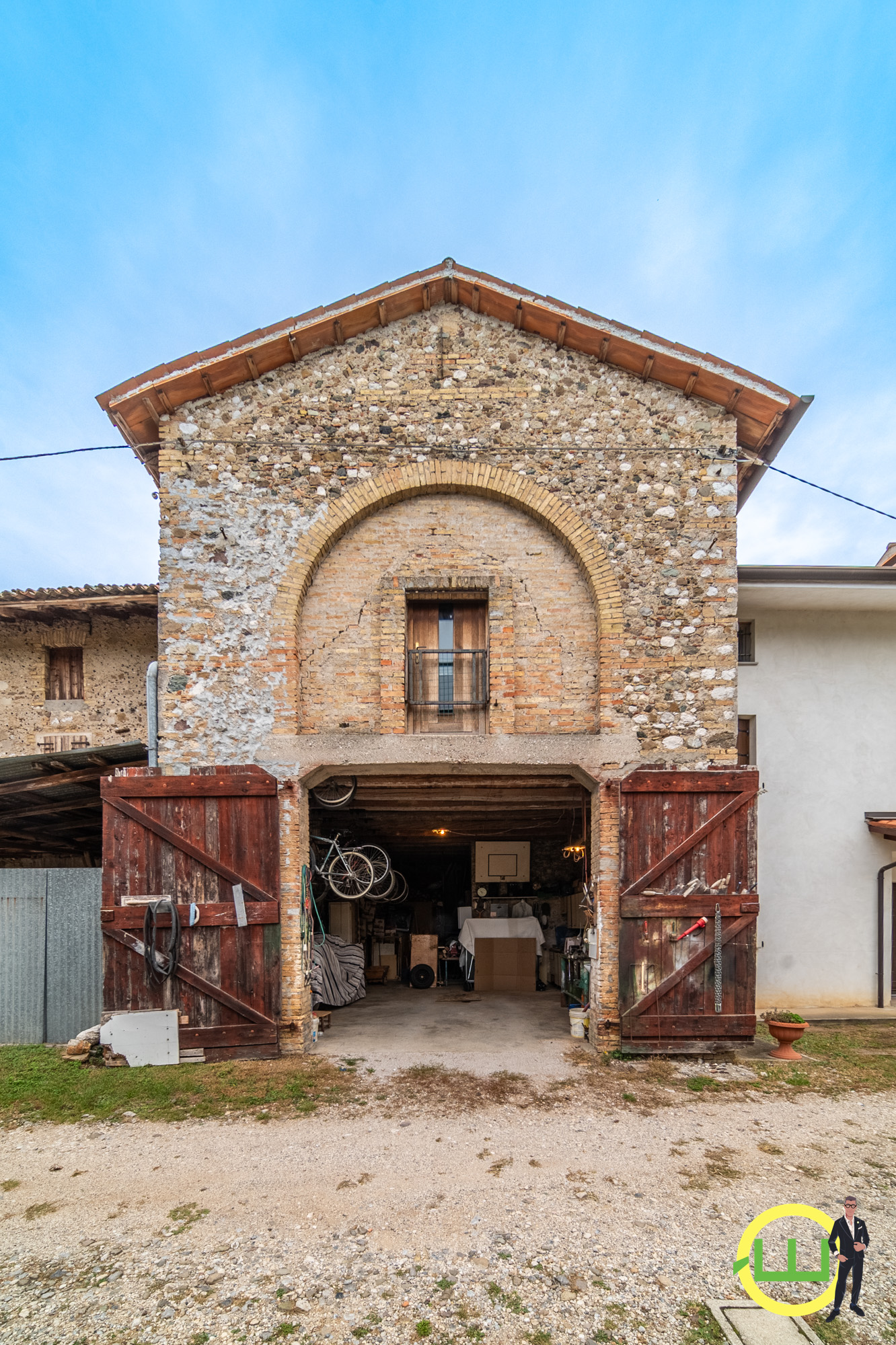 Media numero 35 di AMPIA E LUMINOSA CASA INDIPENDENTE A MERETO DI TOMBA