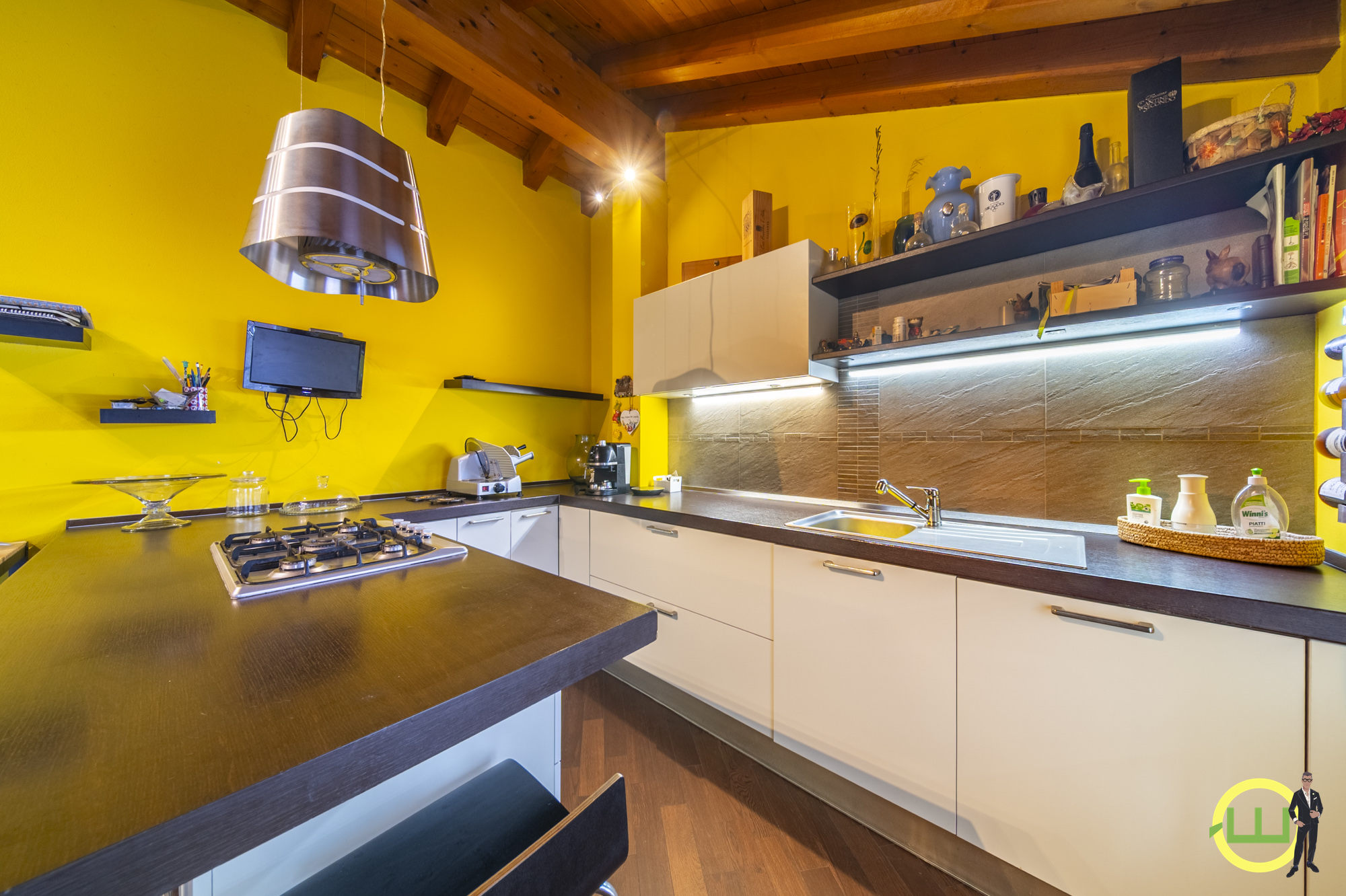 Media numero 9 di MODERNO APPARTAMENTO BICAMERE PIù STUDIO IN PIENO CENTRO A GONARS