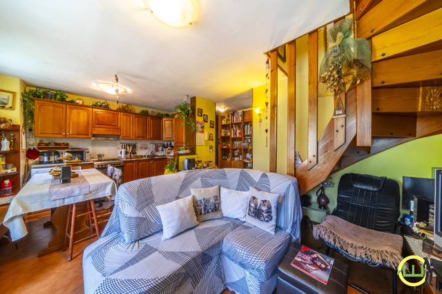 Media numero 8 di CASA PRONTA DA VIVERE A FORNI DI SOPRA
