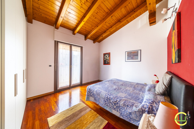 Media numero 14 di CASSACCO VILLA A SCHIERA DI TESTA ARREDATA!