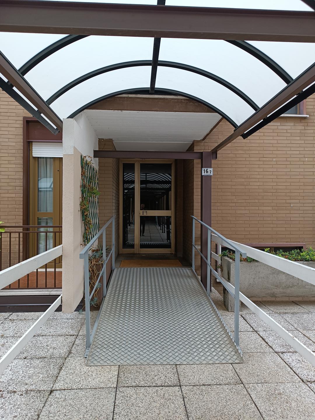 Immagine di APPARTAMENTO BICAMERE IN ZONA RESIDENZIALE A GORIZIA