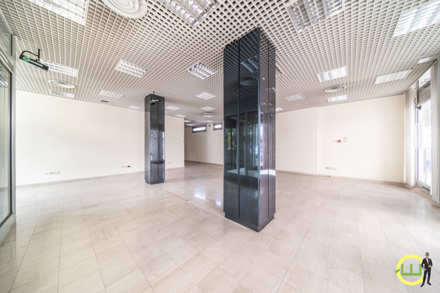 Media numero 6 di NEGOZIO CENTRALISSIMO SAN VITO AL TAGLIAMENTO