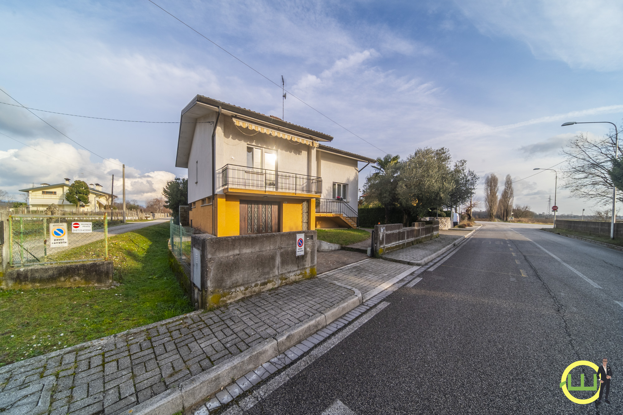 Media numero 24 di VILLA SINGOLA CON GIARDINO ESCLUSIVO A MANZINELLO