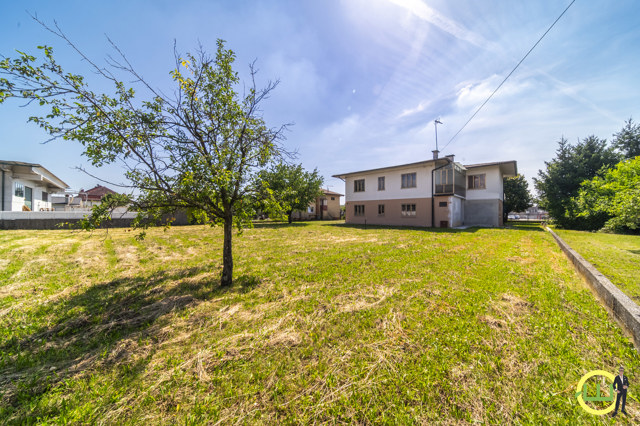 Media numero 30 di 2 APPARTAMENTI IN VILLA BIFAMILIARE A SAN GIOVANNI AL NATISONE