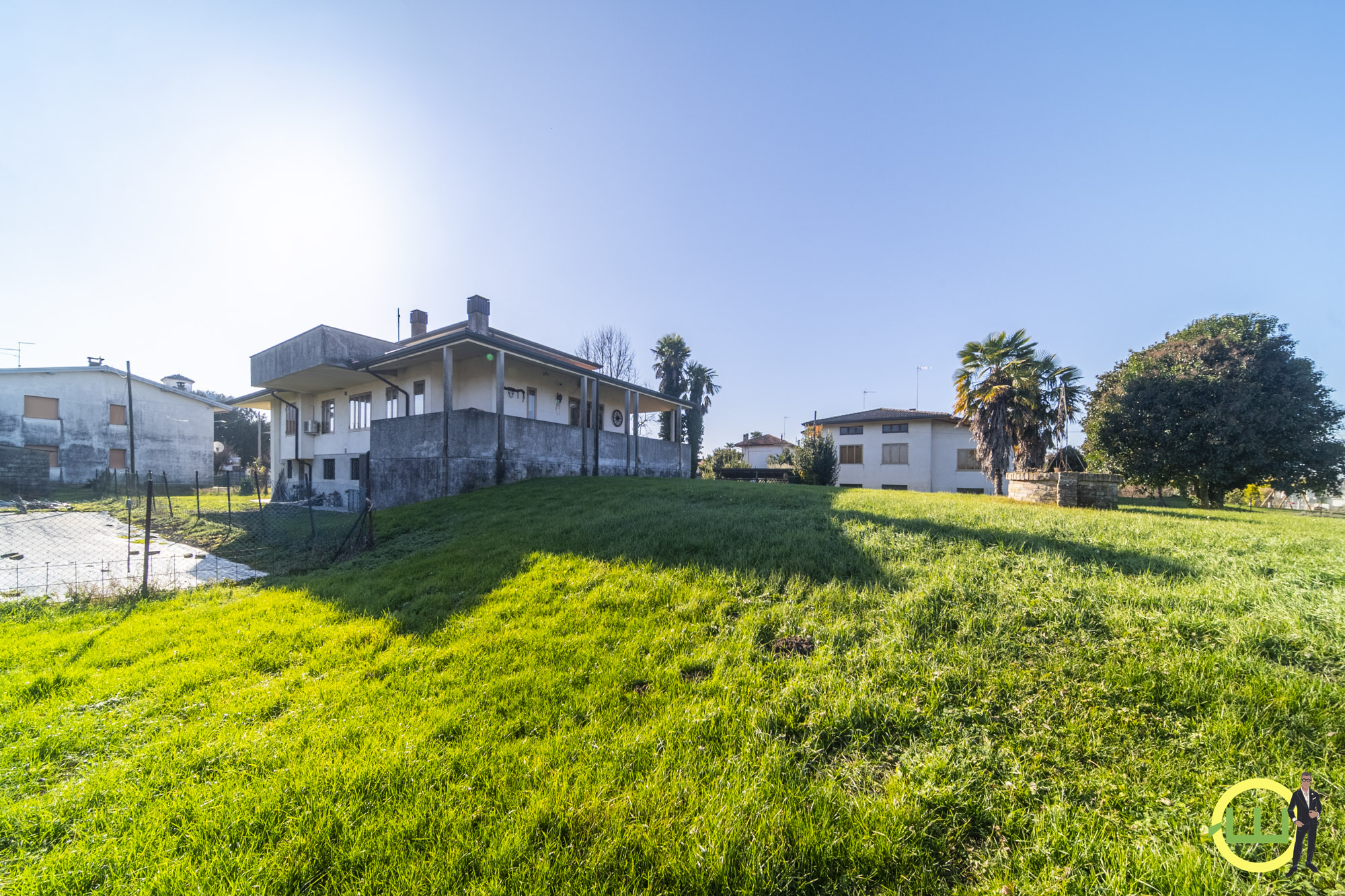 Media numero 54 di LUMINOSA VILLA CON GIARDINO A TEOR