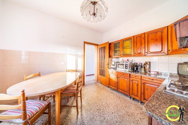 Media numero 12 di LUMINOSA CASA INDIPENDENTE CON DEPOSITO E AMPIO GIARDINO A SAN VITO AL TAGLIAMENTO