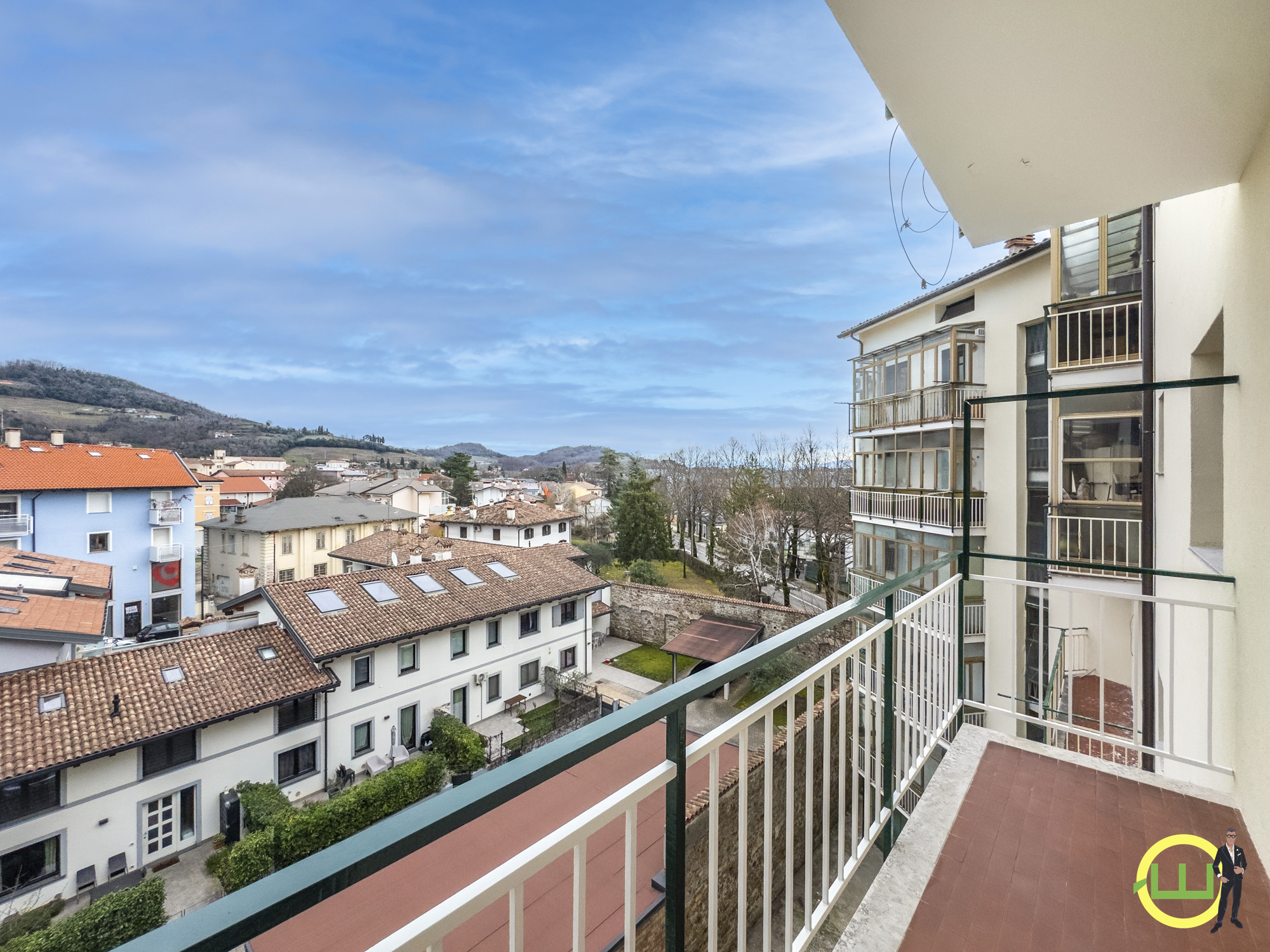 Media numero 13 di PANORAMICO APPARTAMENTO CON GARAGE IN CENTRO A CORMONS