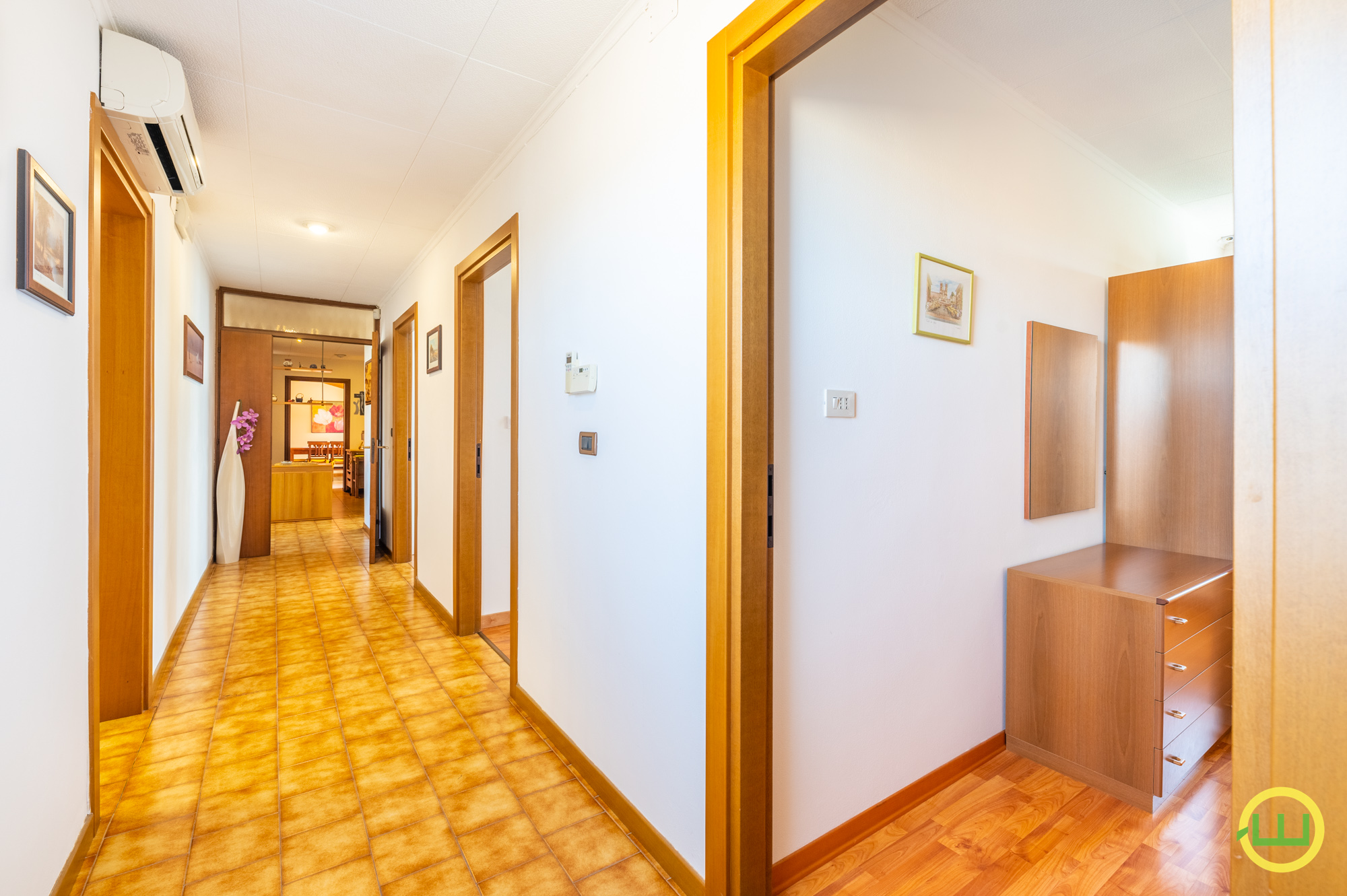 Media numero 34 di CURATA E LUMINOSA VILLA QUADRICAMERE E TRISERVIZI A CODROIPO