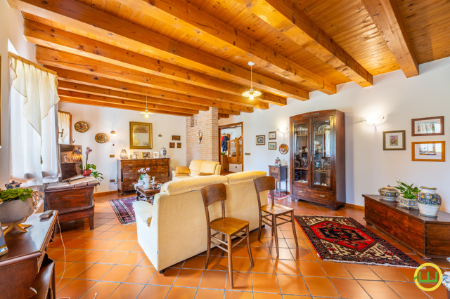 Media numero 7 di ARIOSA CASA INDIPENDENTE TRICAMERE CON DÉPENDANCE A RIVIGNANO TEOR