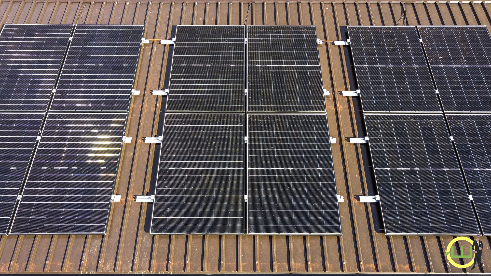 Media numero 3 di BICAMERE ADIACENTE CAMPI DA TENNIS PADERNO UD