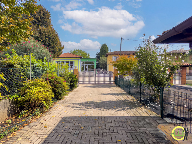 Media numero 48 di VERO CASOLARE FRIULANO PERFETTO POZZUOLO DEL FRIULI