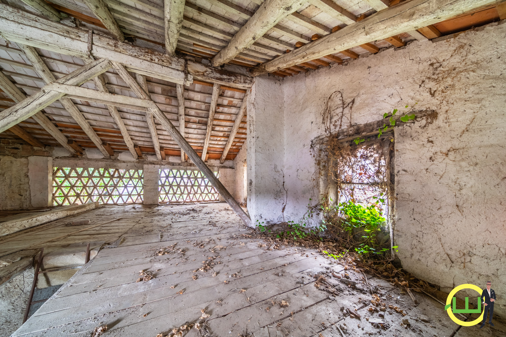 Media numero 25 di VILLETTA CON GIARDINO ESCLUSIVO E CAPANNONE A CORNO DI ROSAZZO
