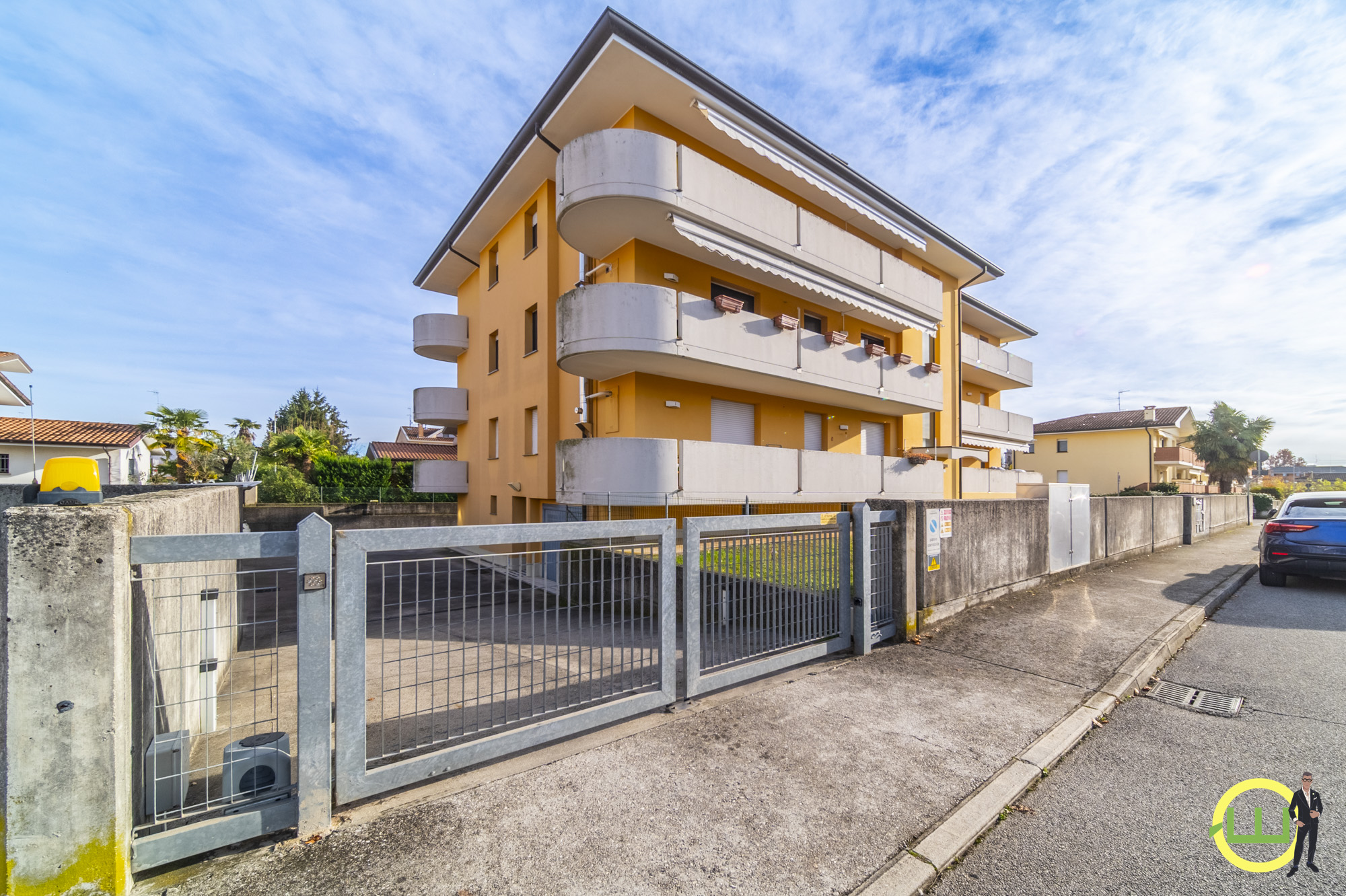 Media numero 22 di LUMINOSO APPARTAMENTO CON GARAGE A CODROIPO