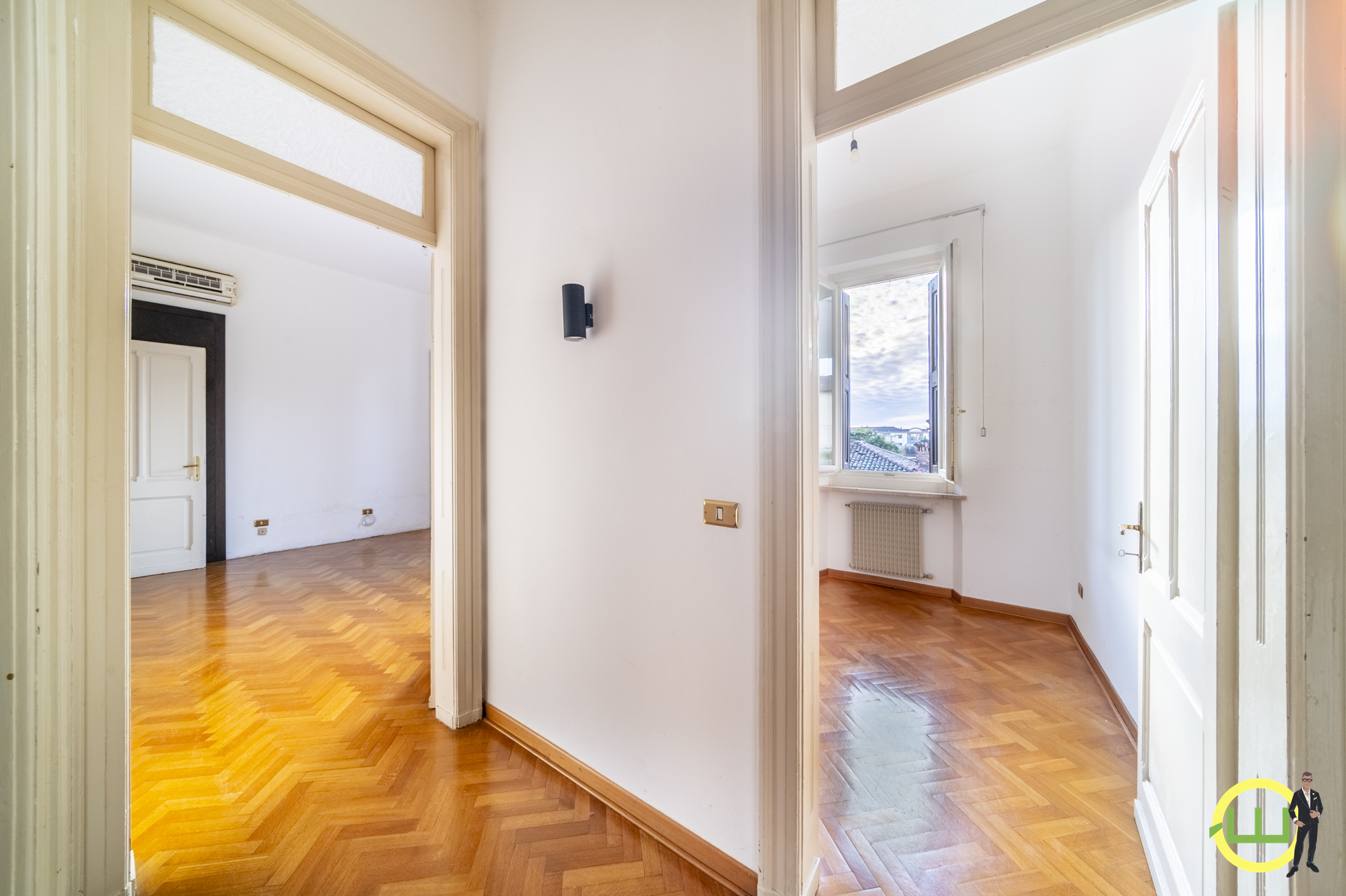 Media numero 14 di TRICAMERE IN VILLA LIBERTY (UD)