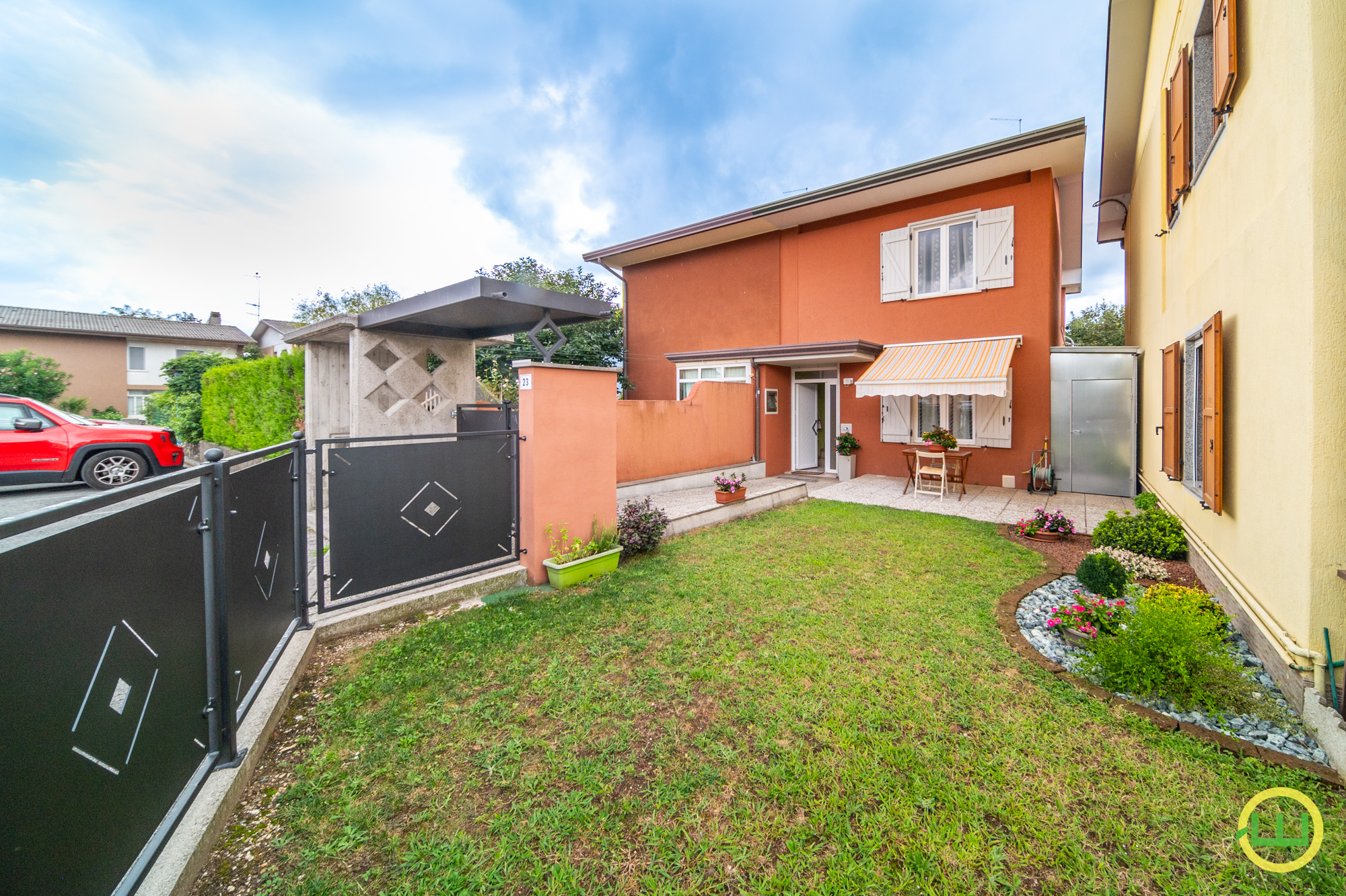 Media numero 3 di OSOPPO VILLA A SCHIERA RISTRUTTURATA CON GIARDINO!