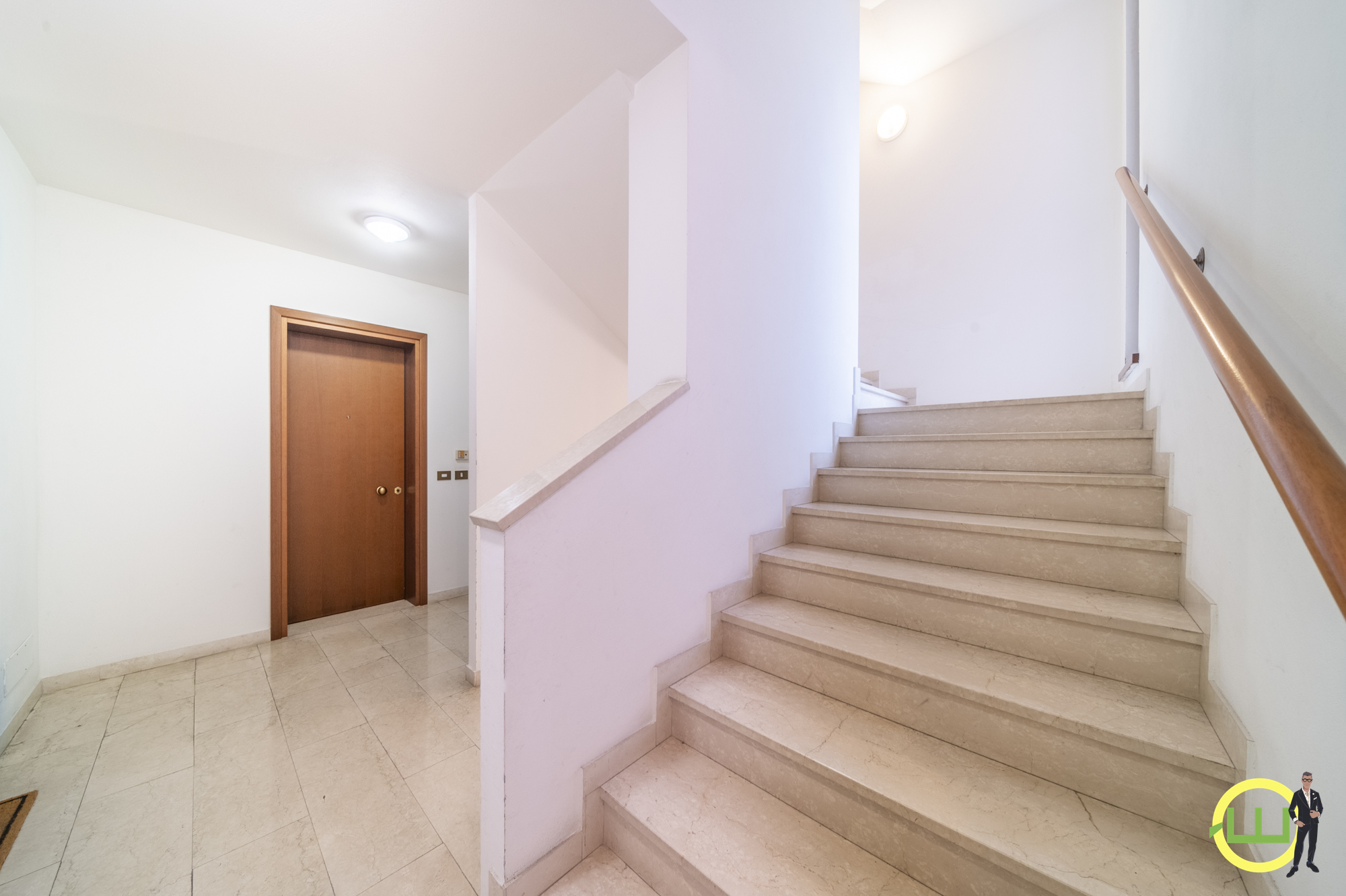 Media numero 23 di APPARTAMENTO TERRAZZATO CON 2 CAMERE DA LETTO E 2 SERVIZI IN CENTRO A CORMONS