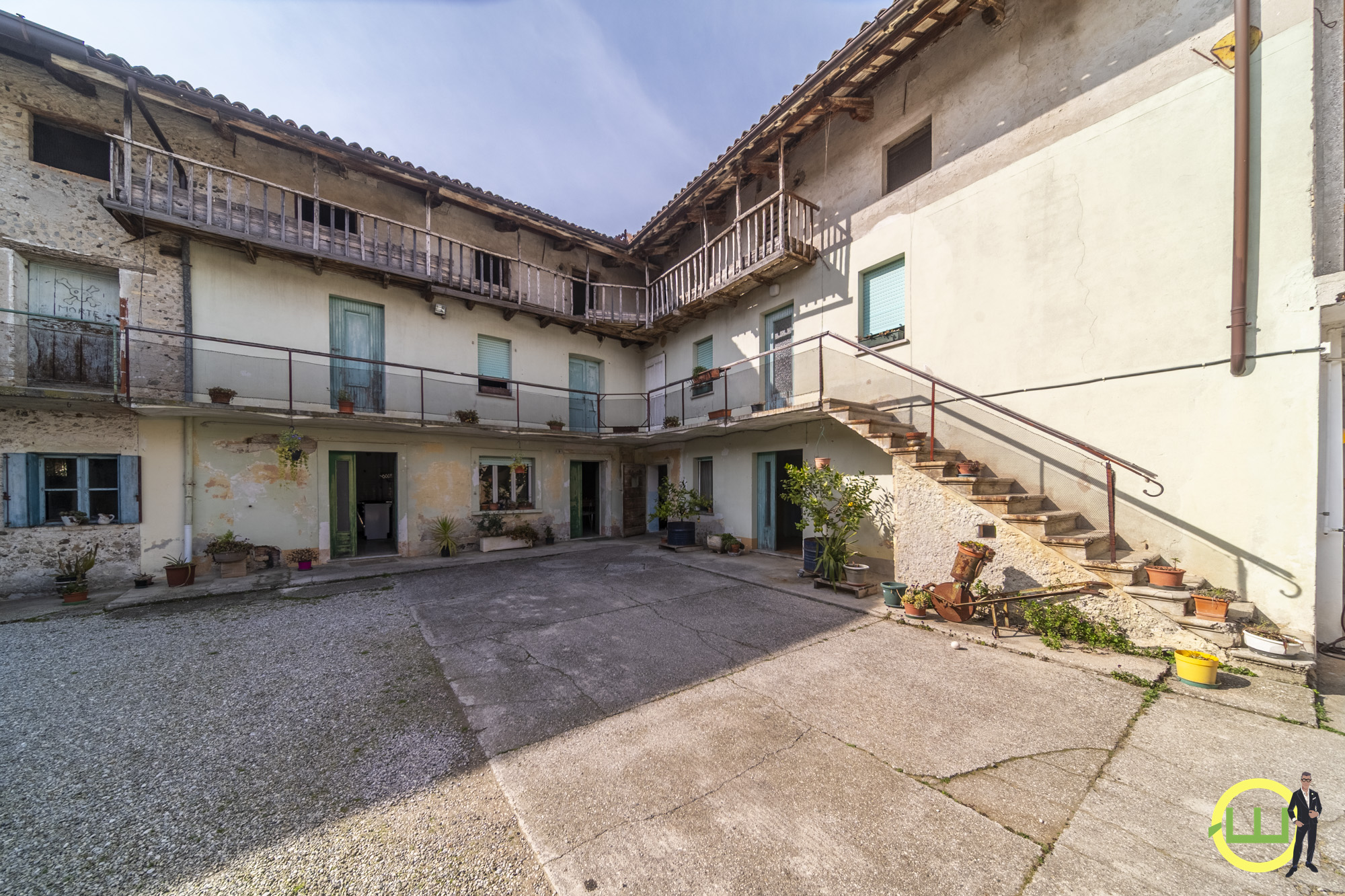 Media numero 26 di TERRATETTO TRICAMERE CON AMPIA CORTE ESCLUSIVA A SEDEGLIANO