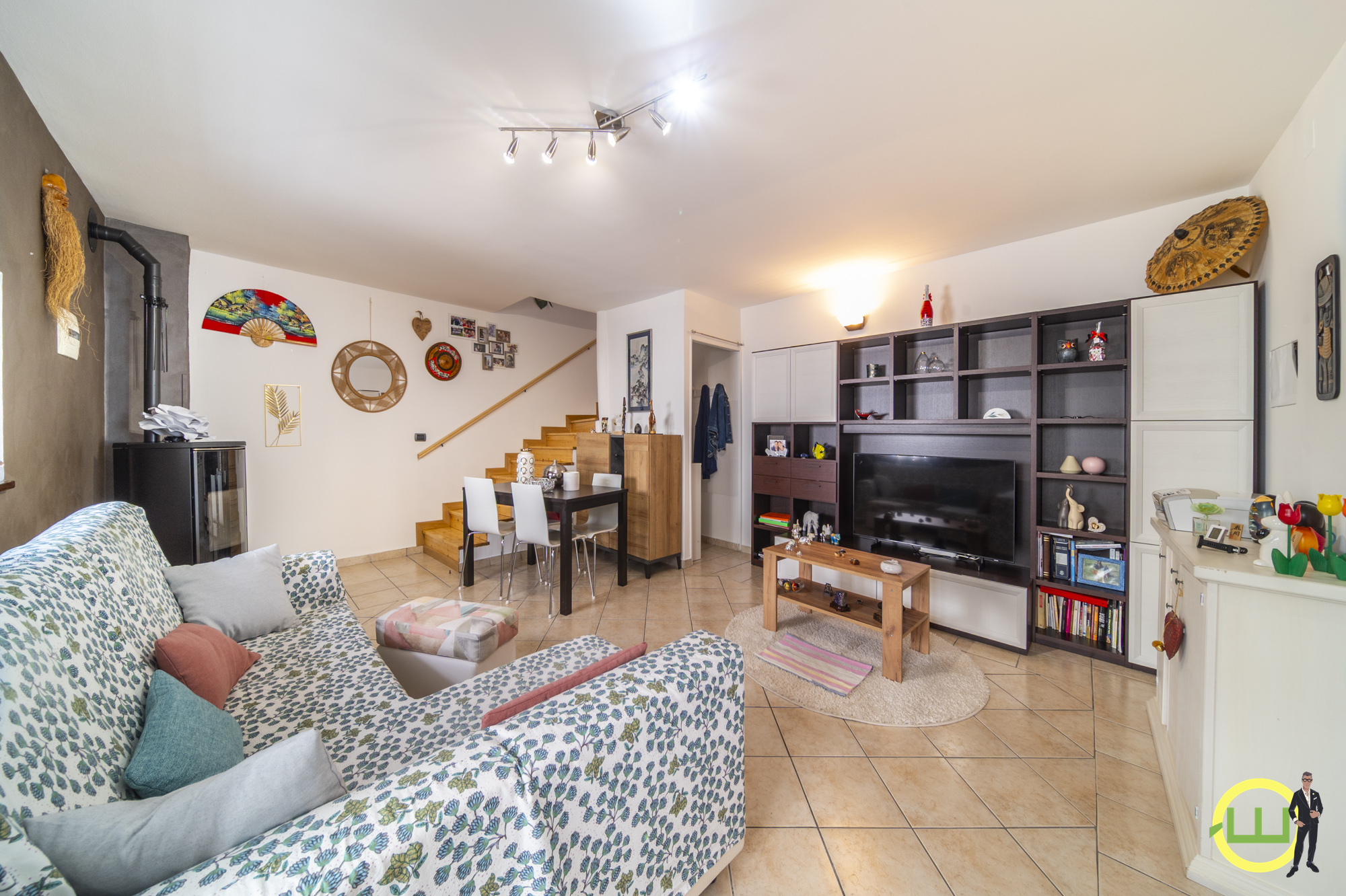 Media numero 7 di CASSACCO CASA CON RUSTICO OTTIMAMENTE RIFINITA!