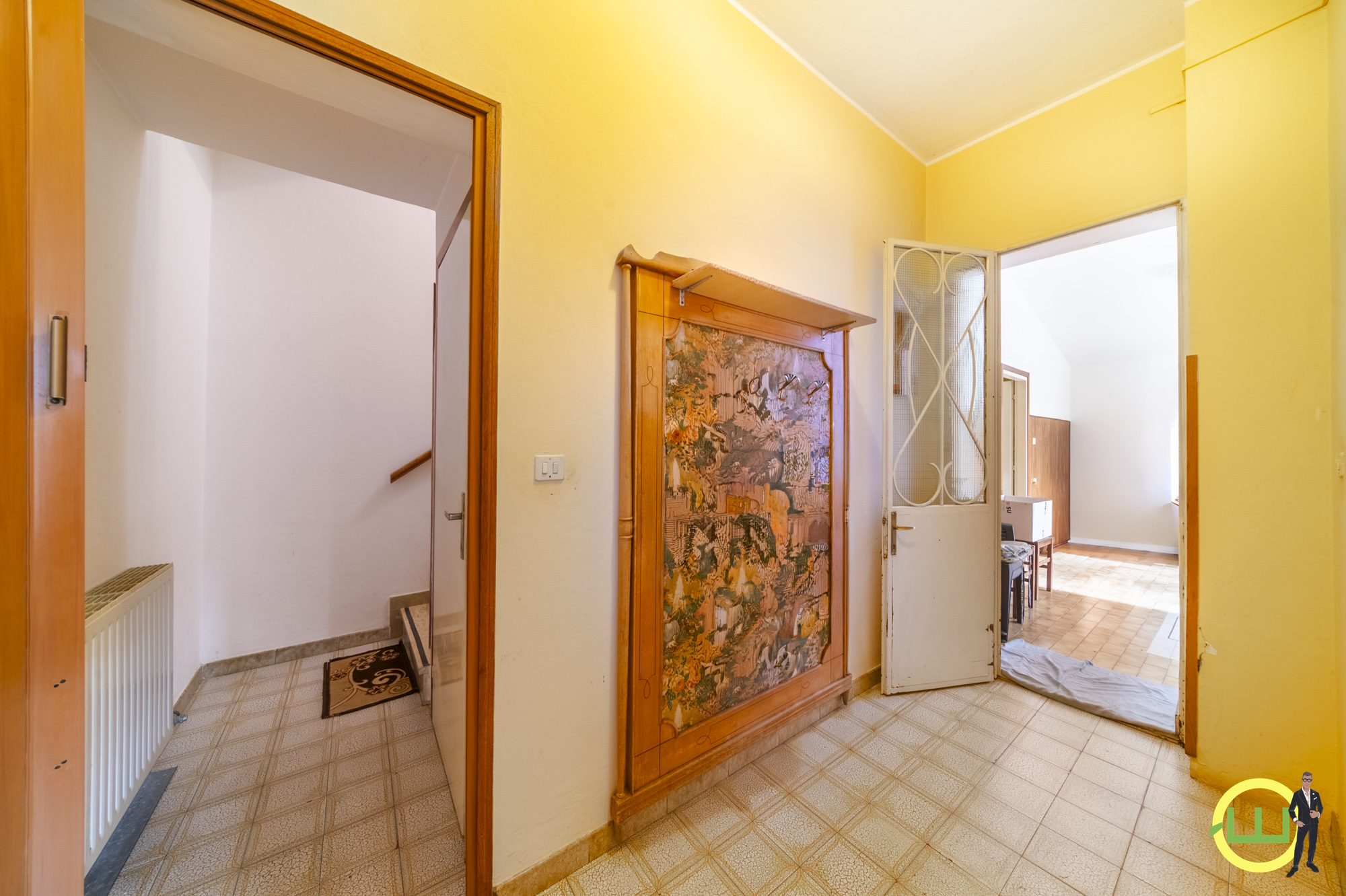 Media numero 11 di STORICA CASA ACCOSTATA CON TRE CAMERE, GARAGE E GIARDINO