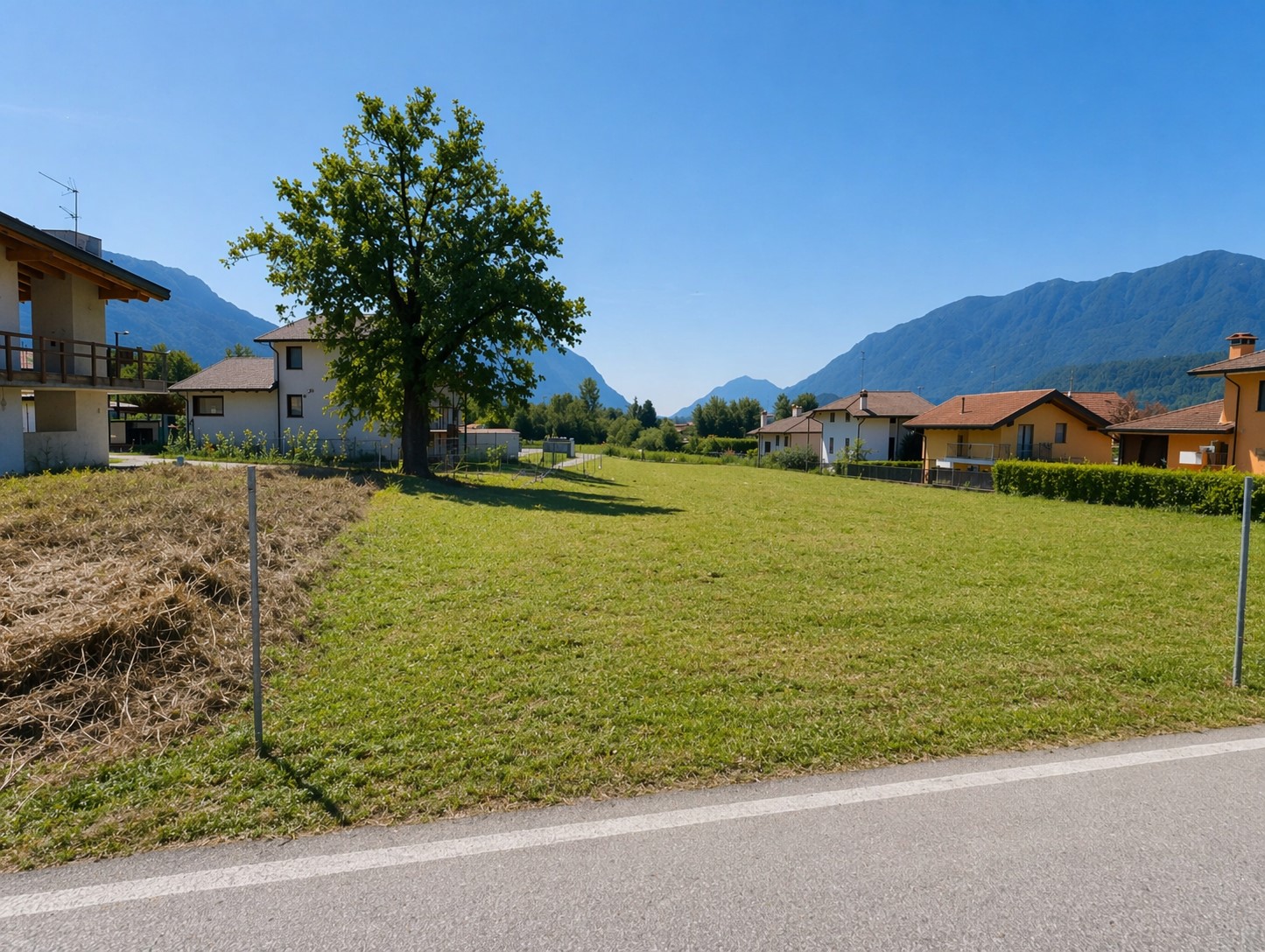 Immagine di TERRENO EDIFICABILE DI 527 MQ A TOLMEZZZO, LOCALITA' BETANIA CON ALLACCIAMENTI!