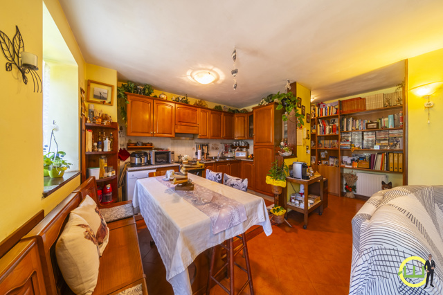 Media numero 5 di CASA PRONTA DA VIVERE A FORNI DI SOPRA