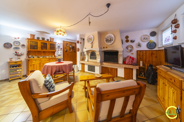 Media numero 15 di GEMONA DEL FRIULI PRESTIGIOSA VILLA DI 390 MQ!