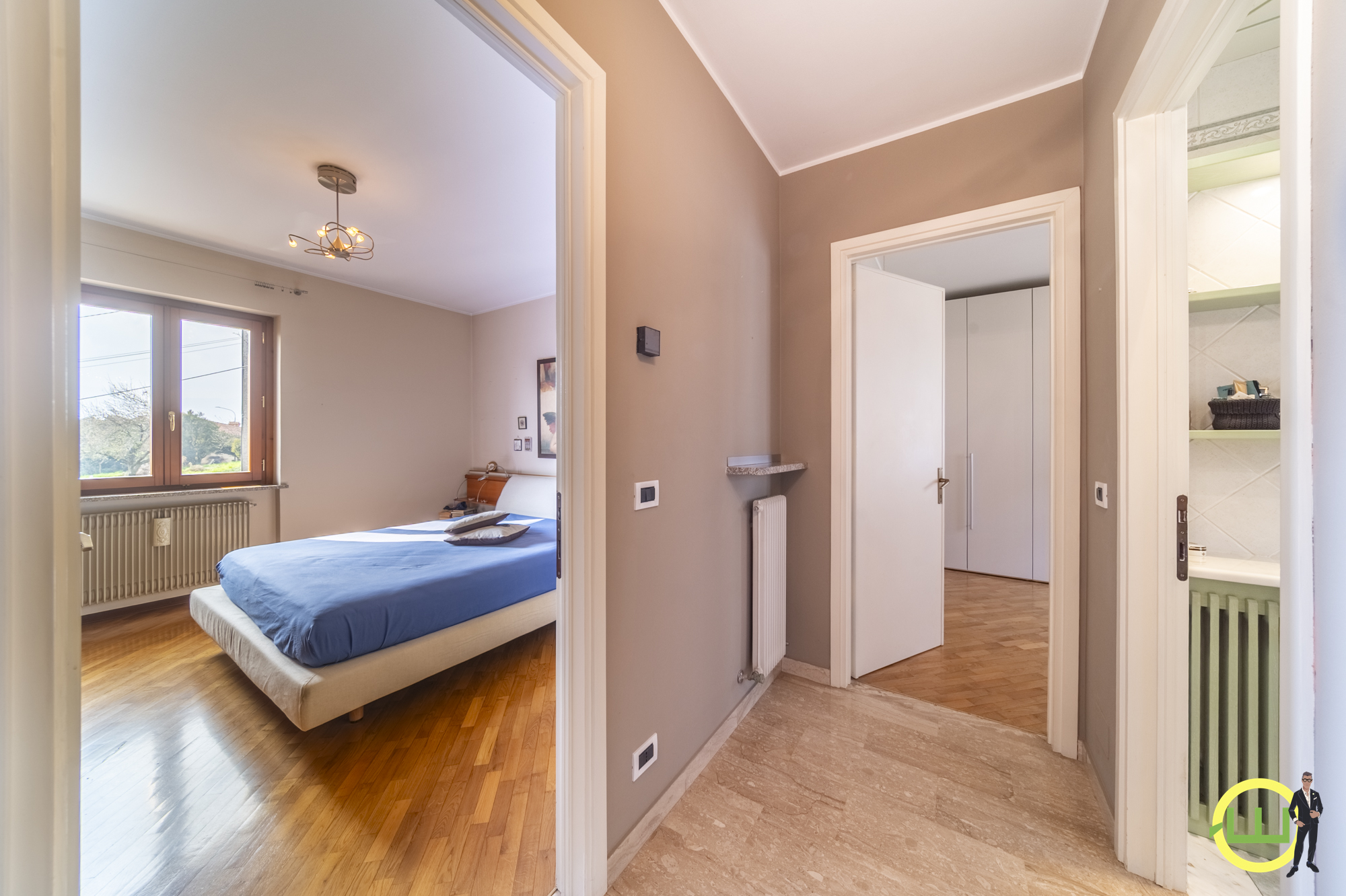 Media numero 11 di GEMONA DEL FRIULI PANORAMICA VILLETTA!!