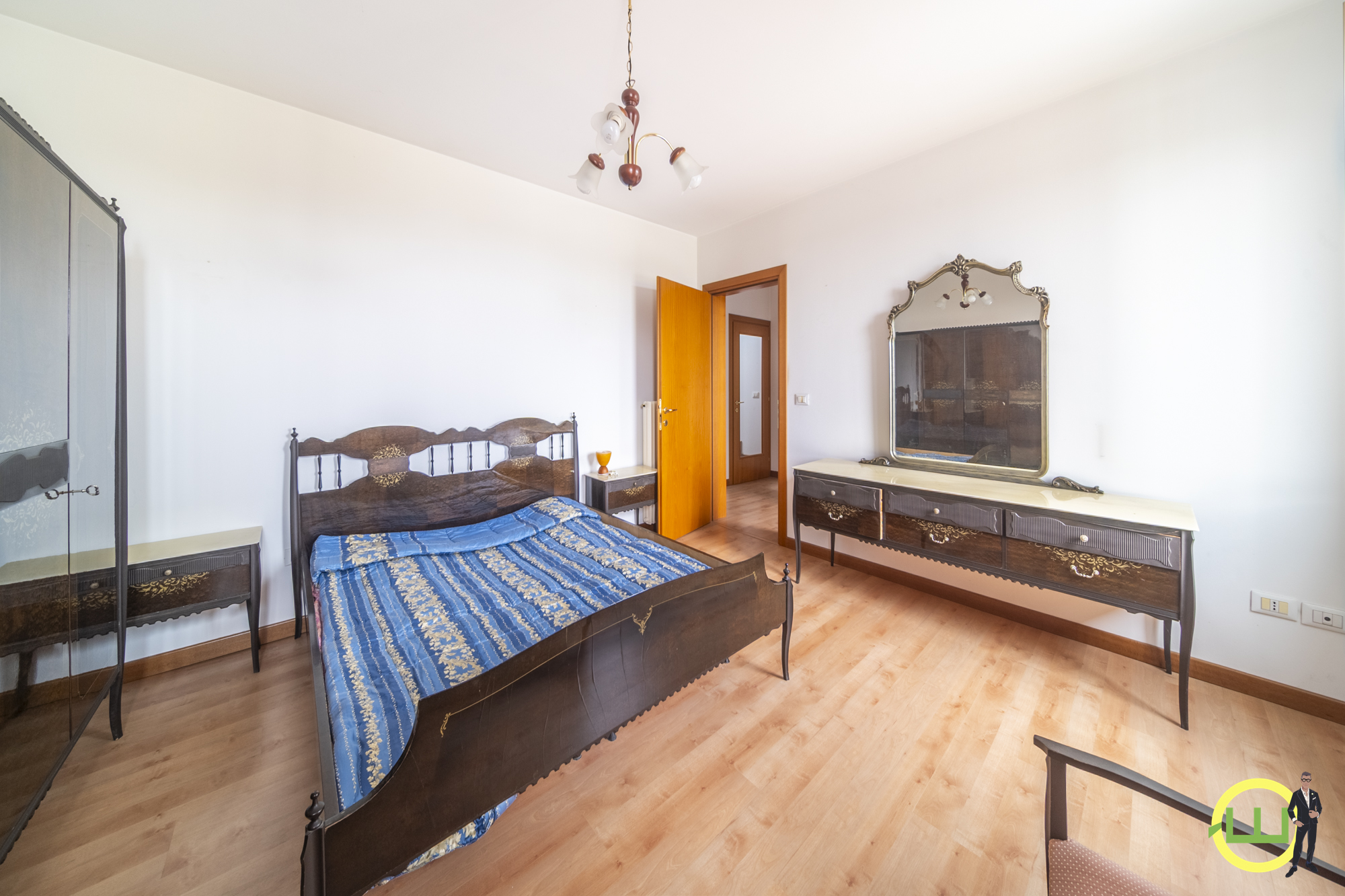 Media numero 16 di LUMINOSA PORZIONE DI VILLA CON AMPIO GIARDINO ESLUSIVO A MORSANO