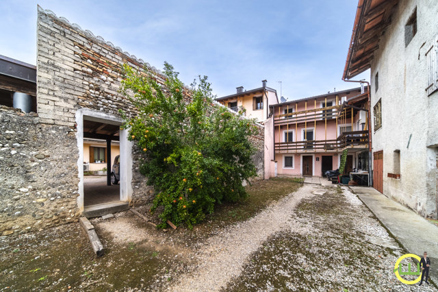 Media numero 23 di TERRACIELO PRONTO INGRESSO CON GIARDINO A MORTEGLIANO