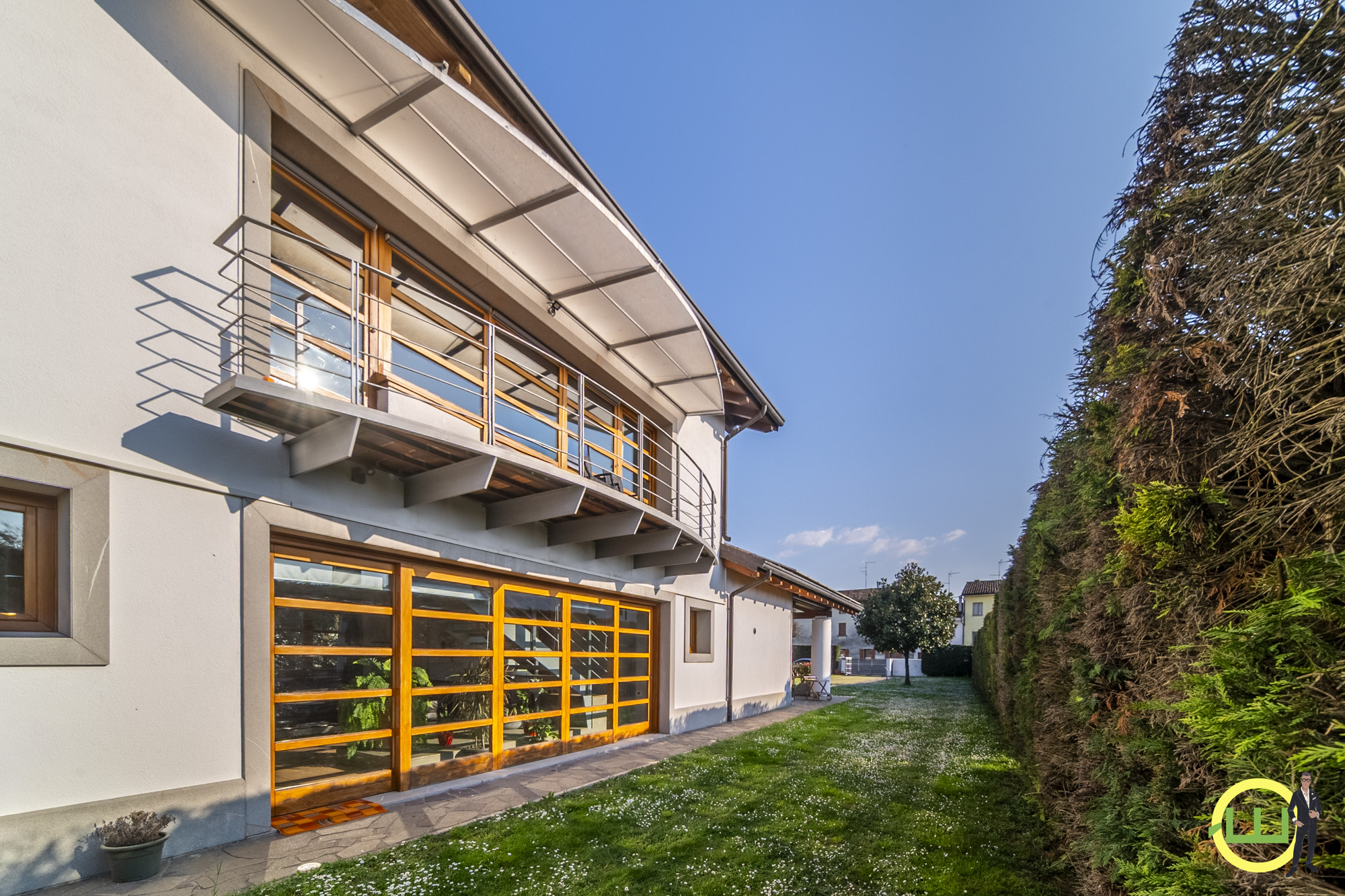 Media numero 46 di VILLA BACIATA DAL SOLE ( 2 KM DA UDINE) 