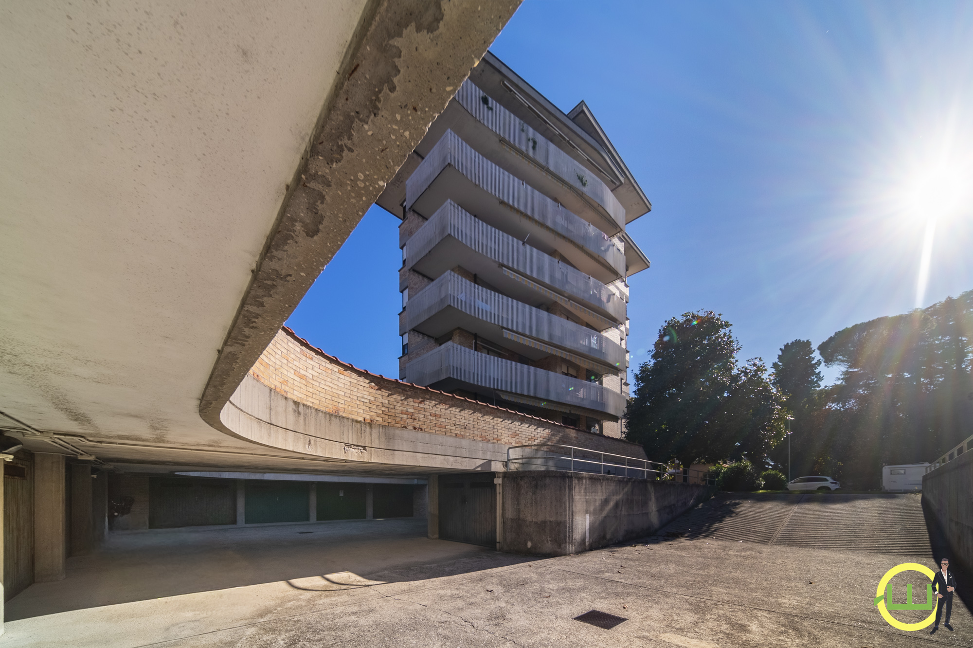 Media numero 26 di LUMINOSO E CENTRALISSIMO APPARTAMENTO A CODROIPO